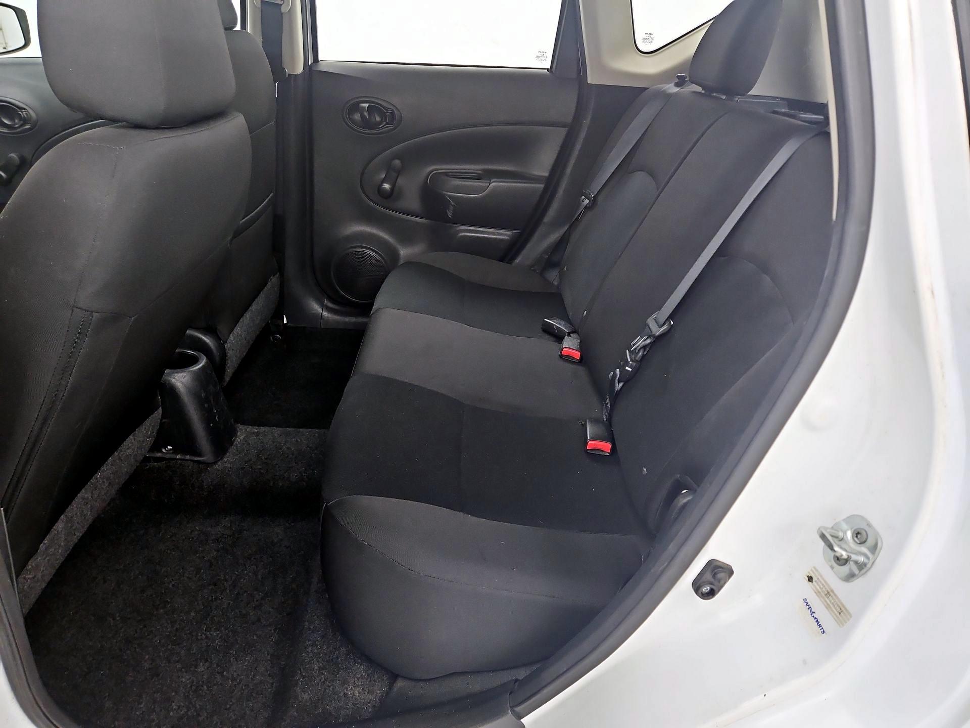 Thumbnail: 2015 Nissan Versa Note - 18