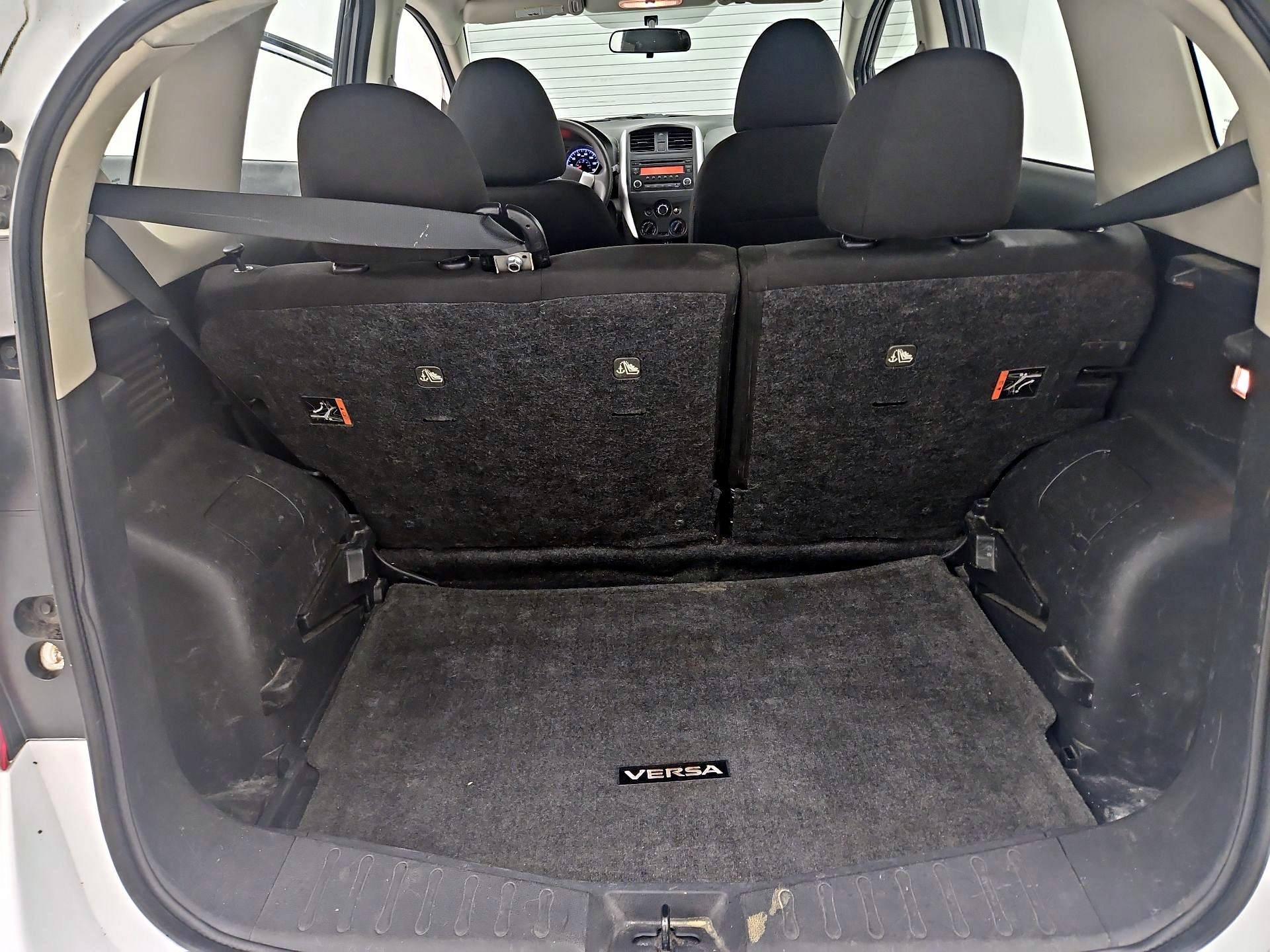 Thumbnail: 2015 Nissan Versa Note - 19