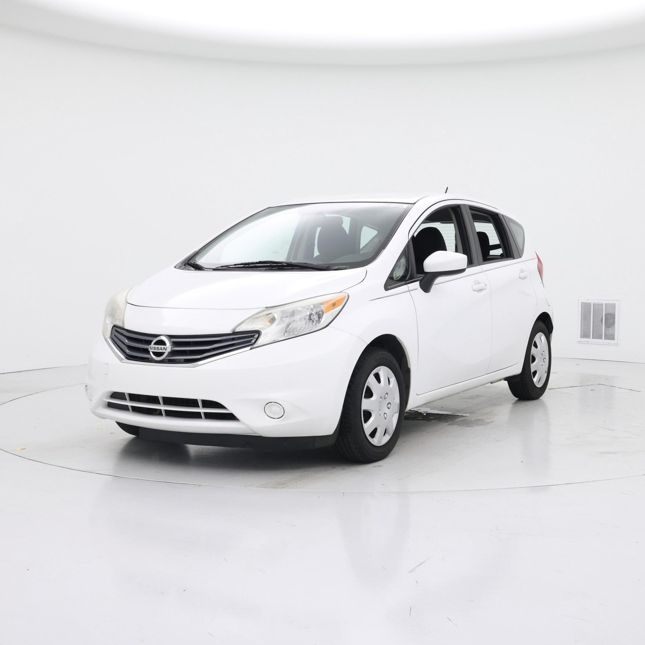 Thumbnail: 2015 Nissan Versa Note - 4