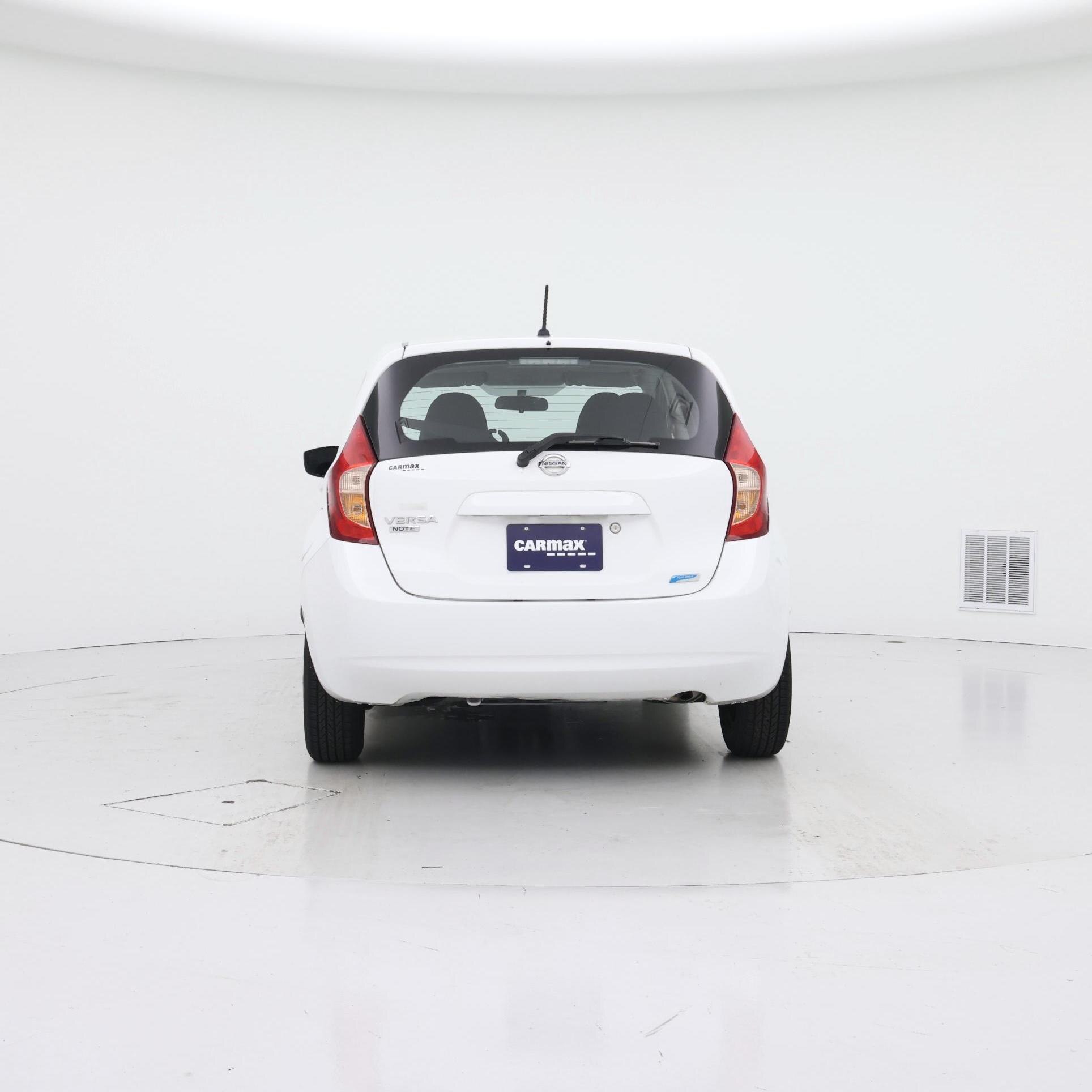 Thumbnail: 2015 Nissan Versa Note - 6