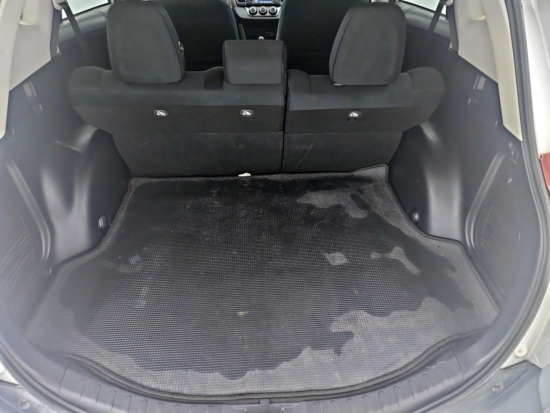 Thumbnail: 2015 Toyota RAV4 - 20