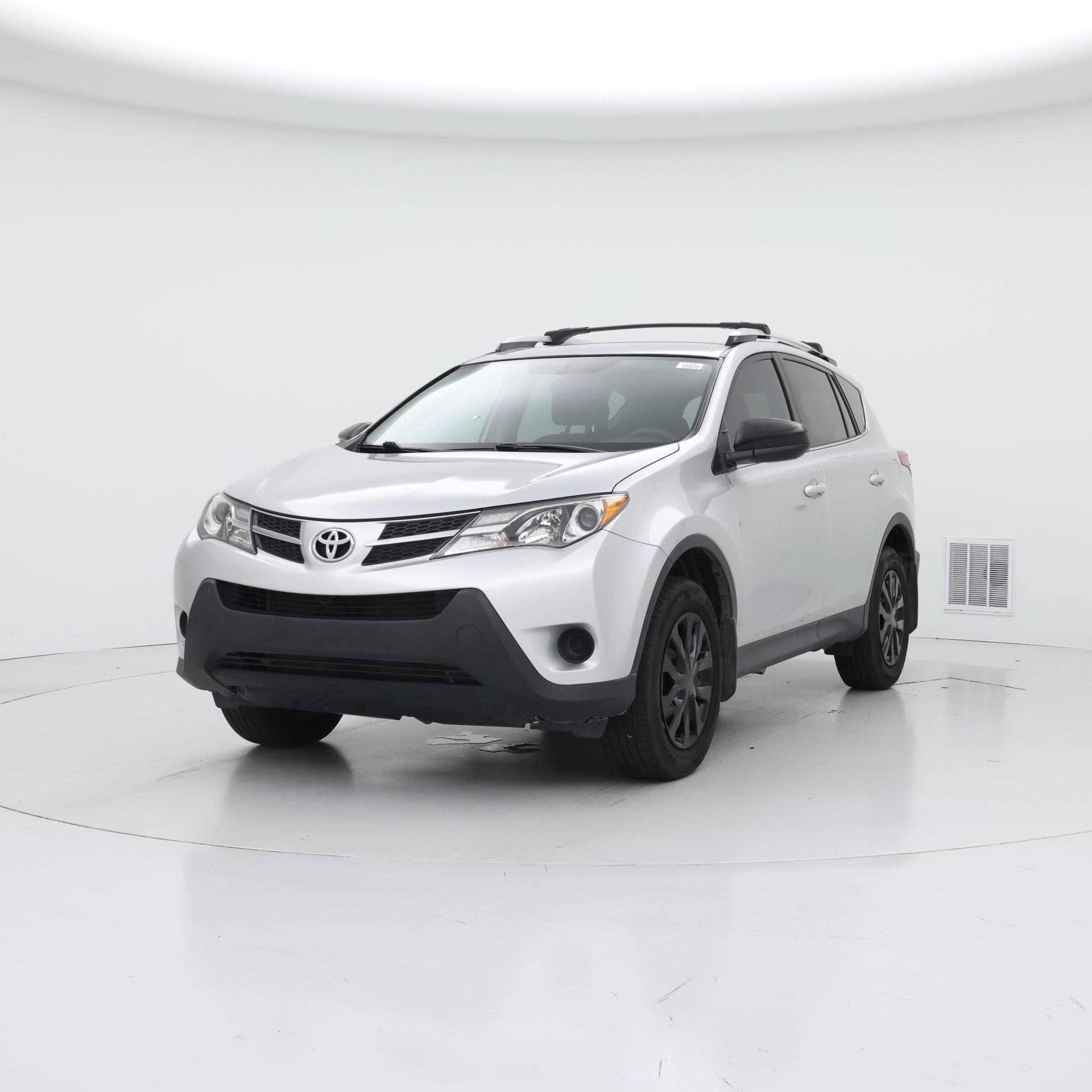 Thumbnail: 2015 Toyota RAV4 - 4