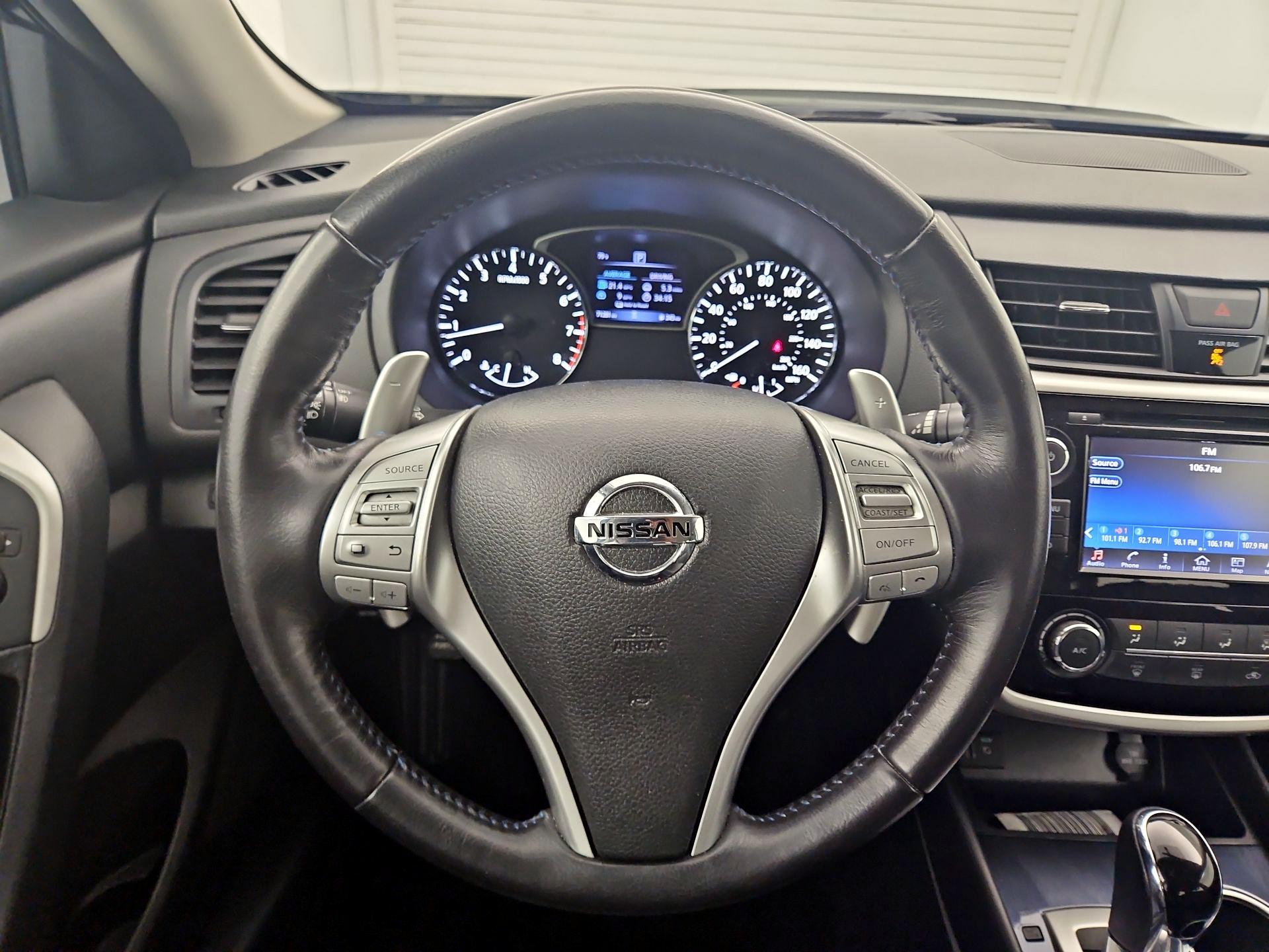 Thumbnail: 2018 Nissan Altima - 10