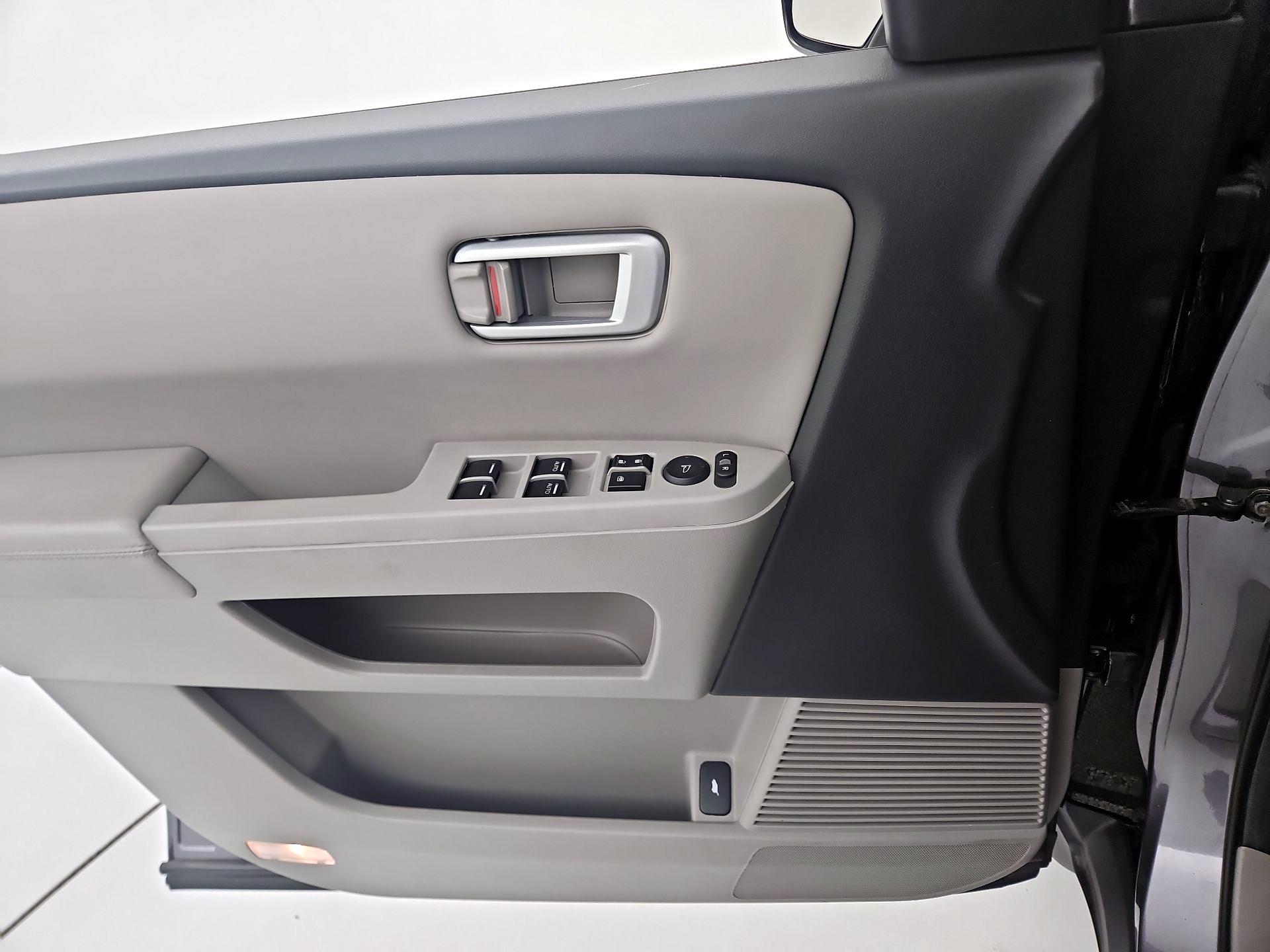 Thumbnail: 2014 Honda Pilot - 12