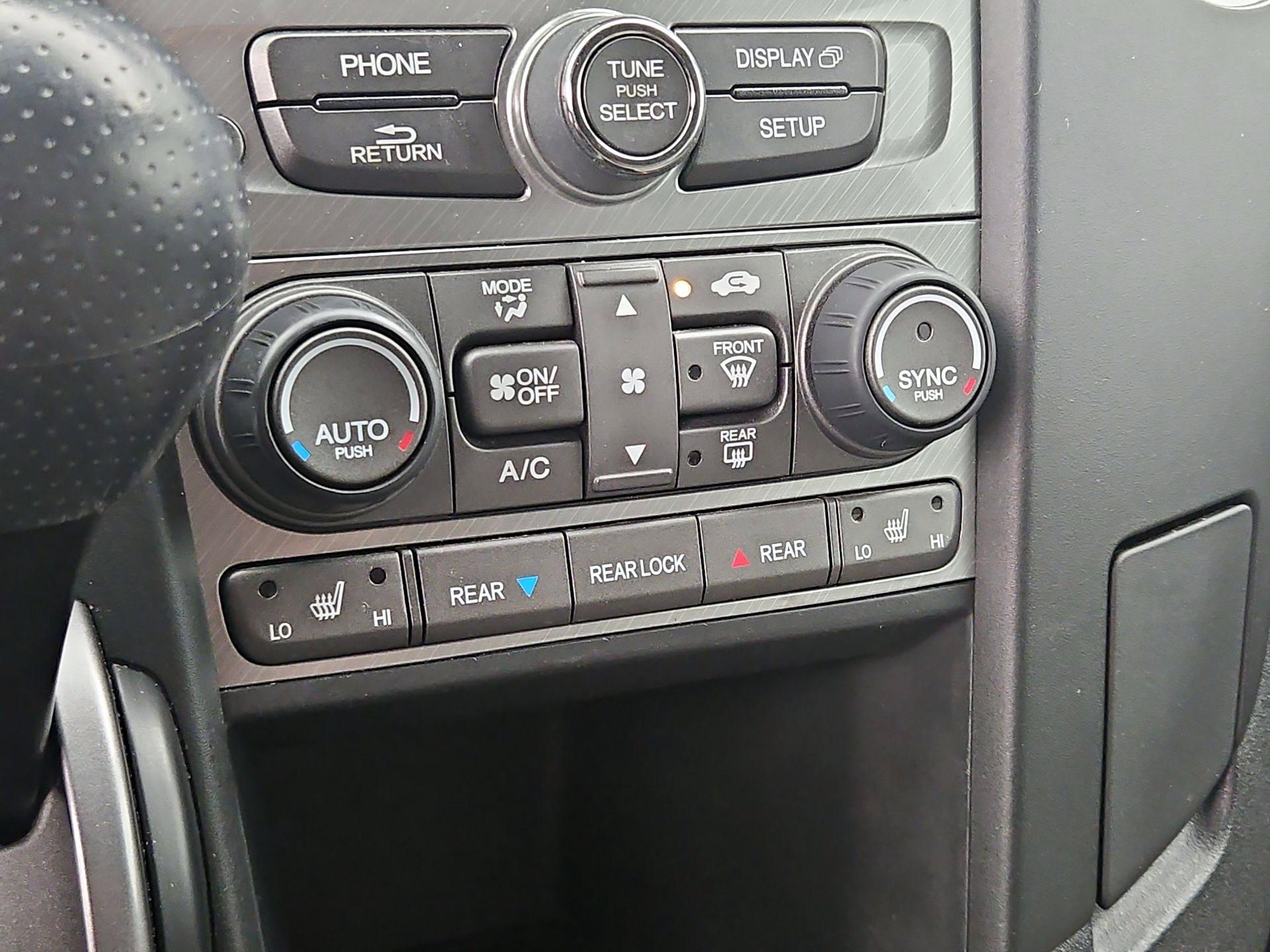 Thumbnail: 2014 Honda Pilot - 16