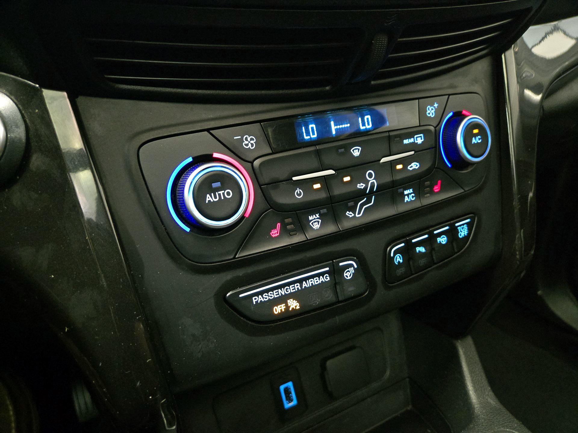 Thumbnail: 2018 Ford Escape - 17