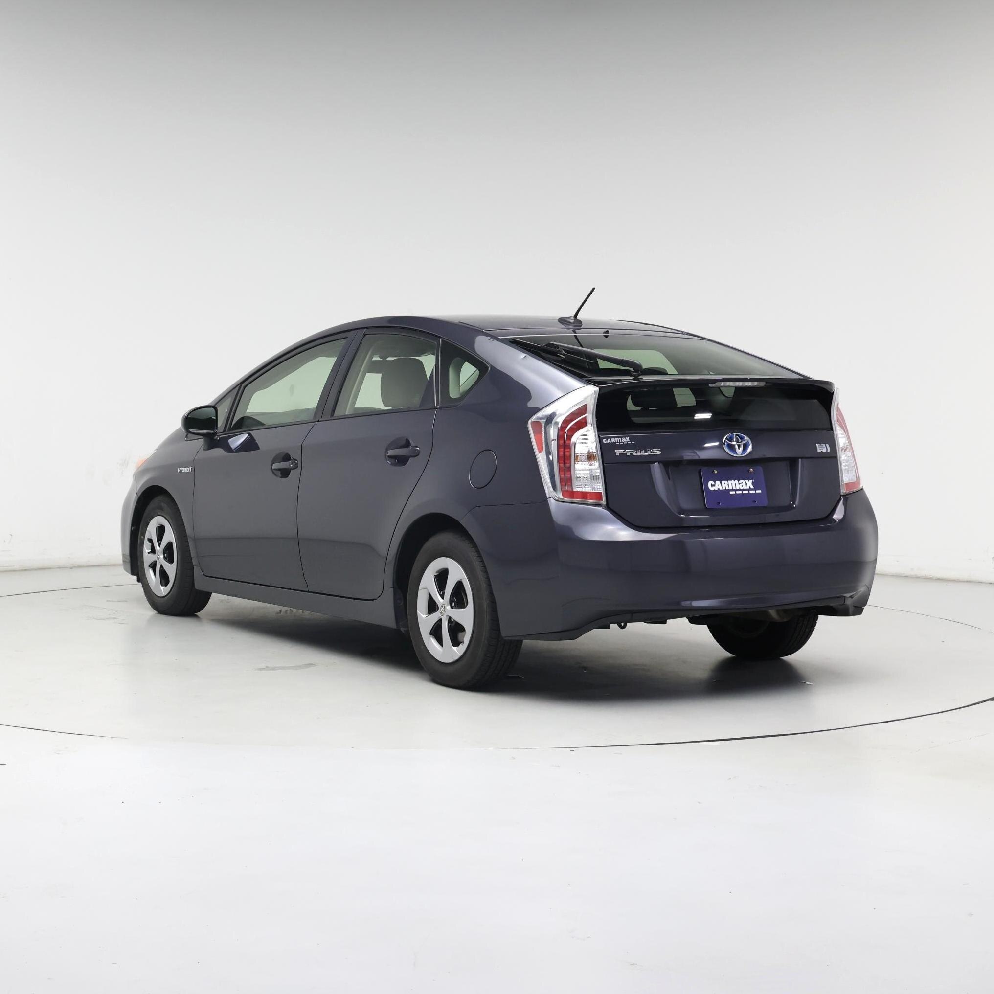 Thumbnail: 2015 Toyota Prius - 2