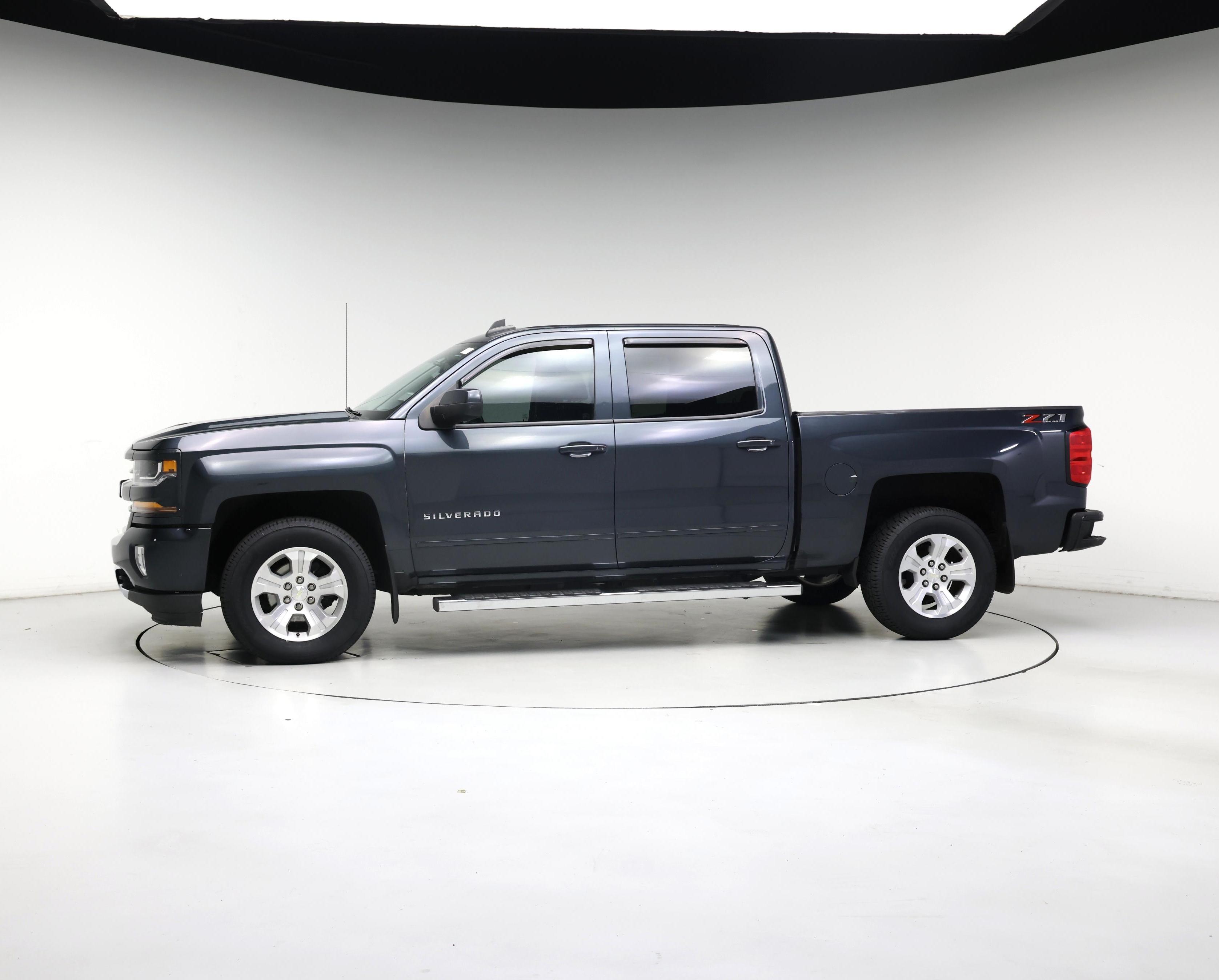 Thumbnail: 2018 Chevrolet Silverado 1500 - 3