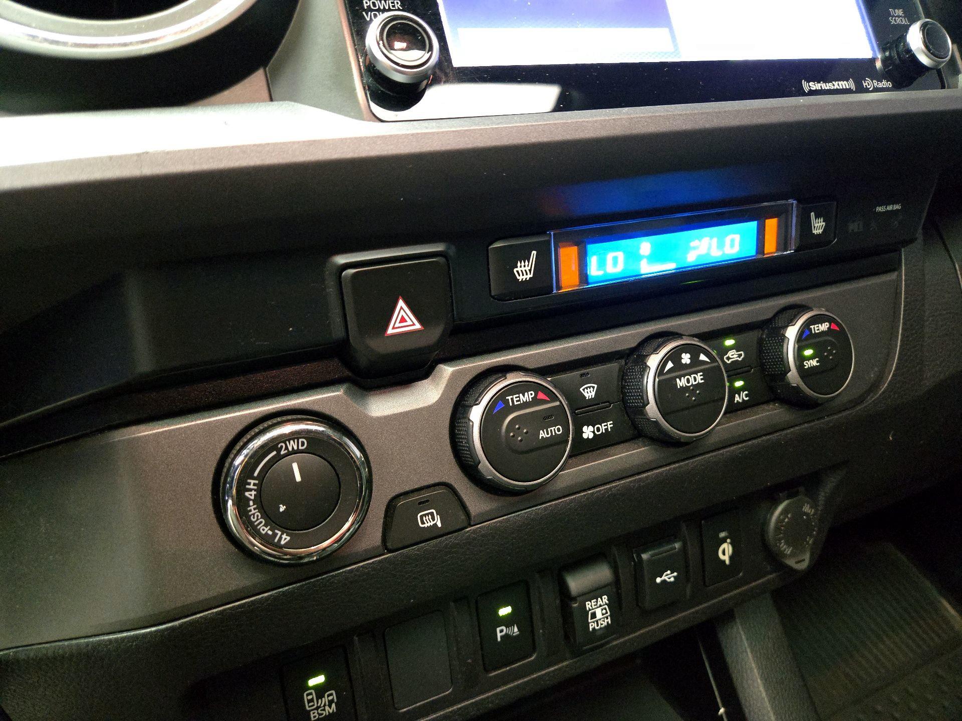 Thumbnail: 2021 Toyota Tacoma - 17