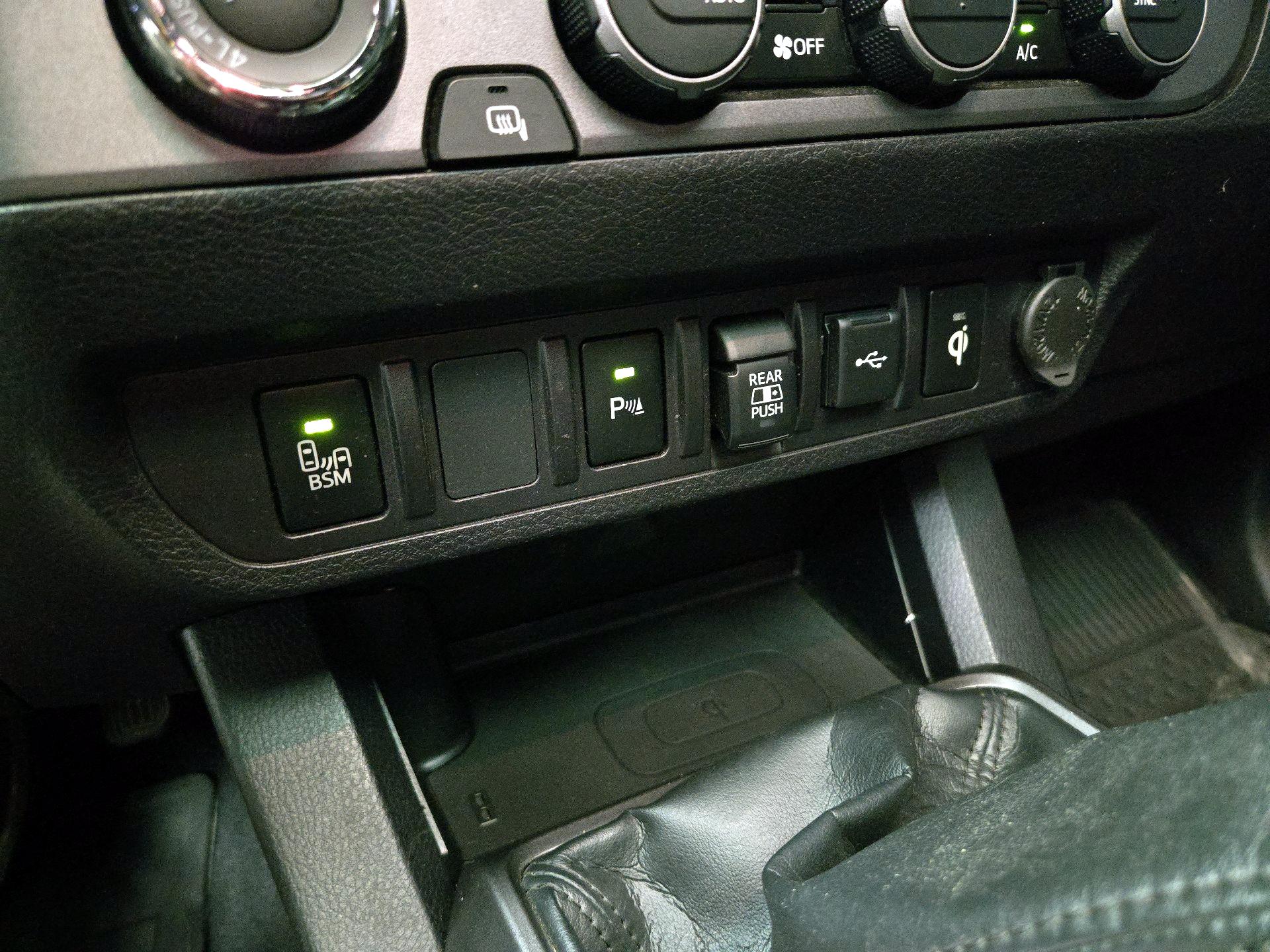 Thumbnail: 2021 Toyota Tacoma - 19