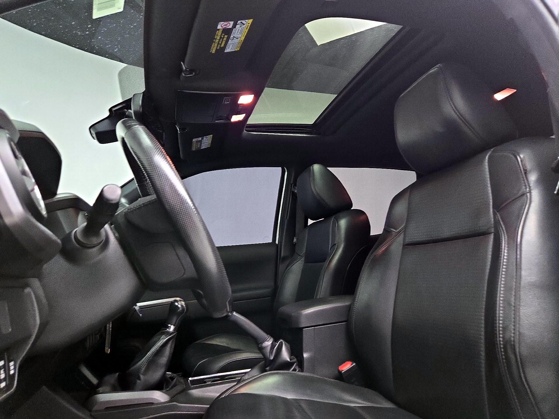 Thumbnail: 2021 Toyota Tacoma - 20