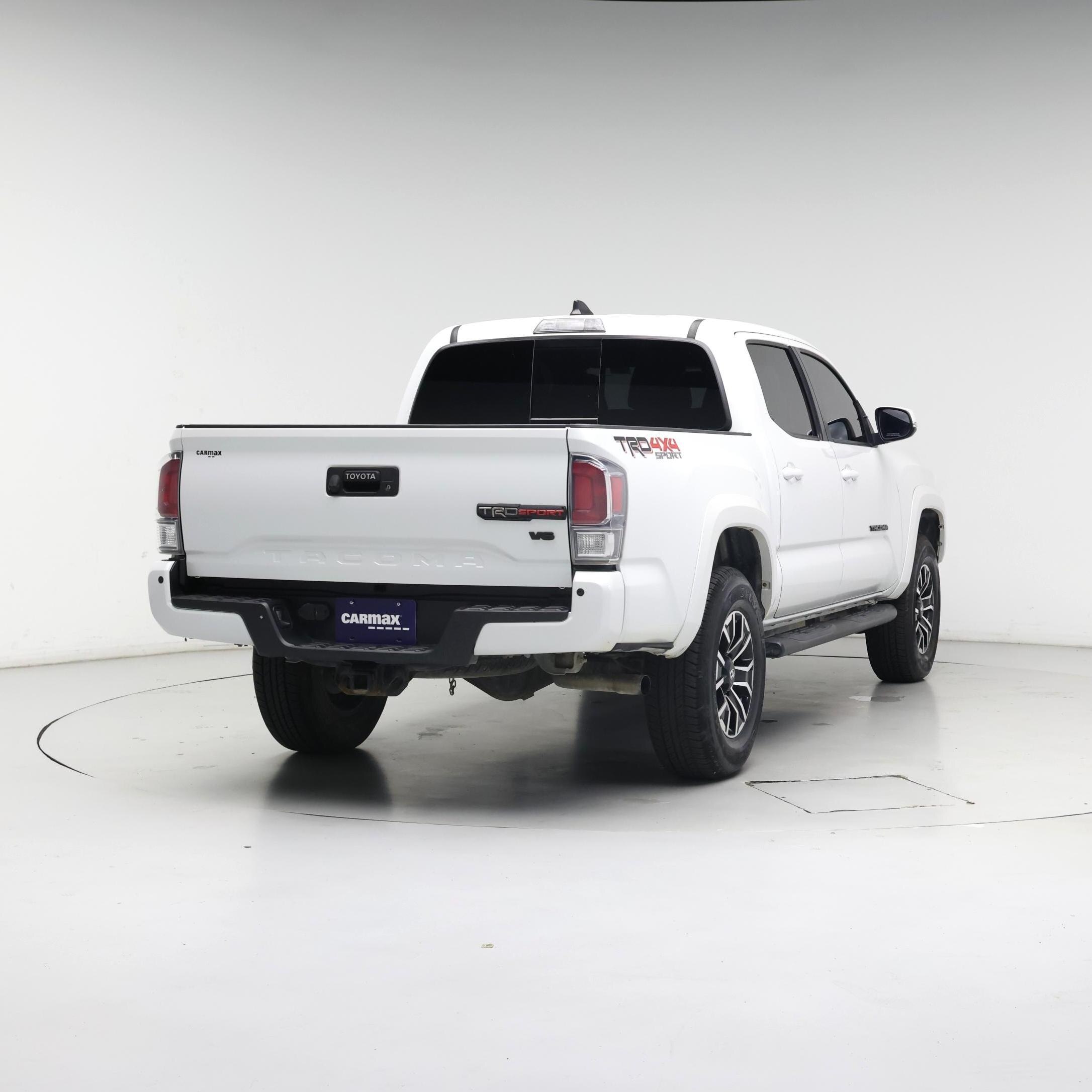 Thumbnail: 2021 Toyota Tacoma - 8