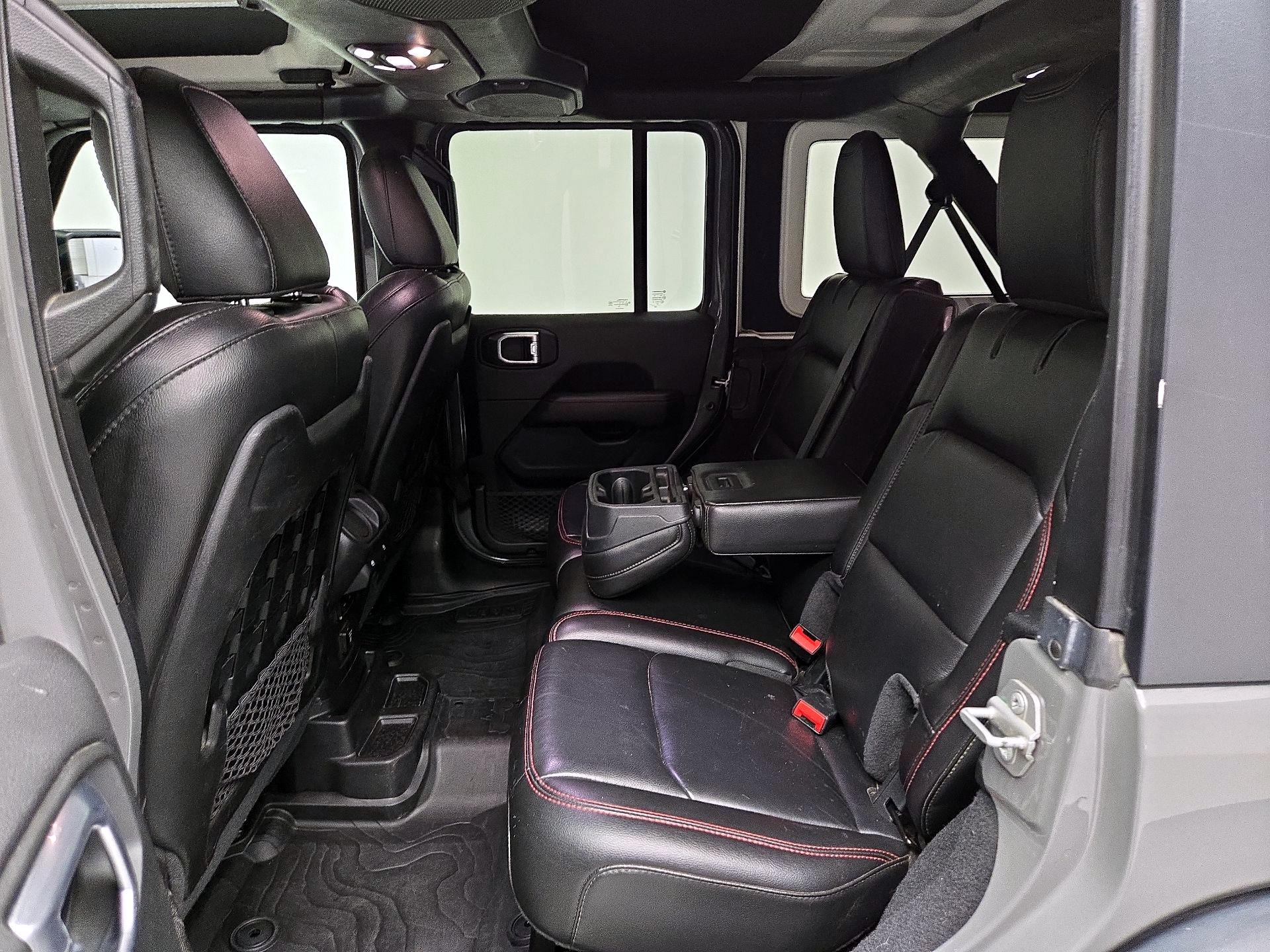 Thumbnail: 2020 Jeep Wrangler - 20