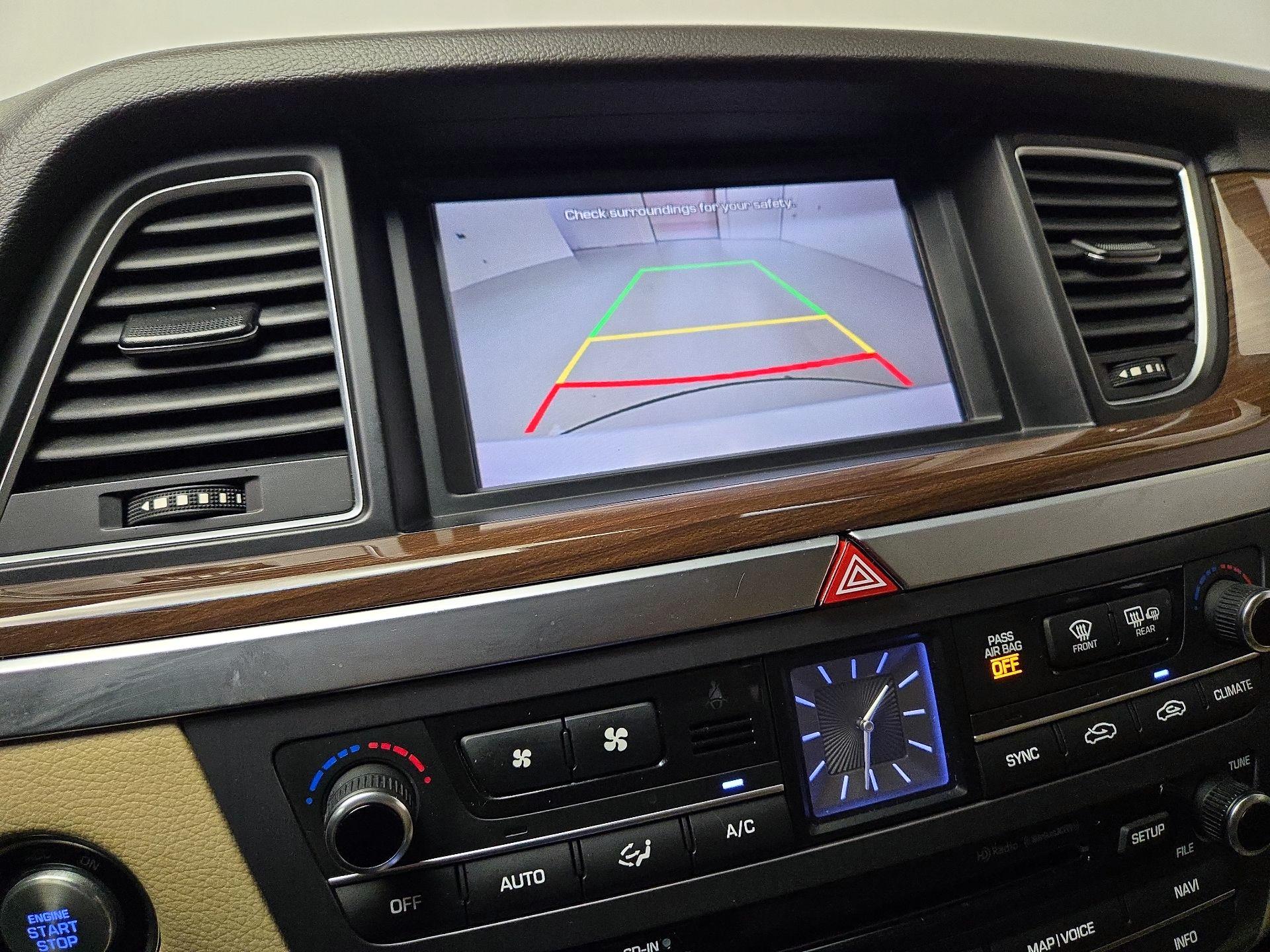 Thumbnail: 2016 Hyundai Genesis - 15