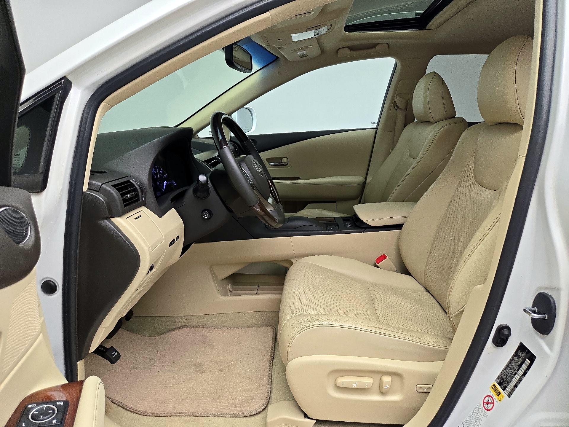 Thumbnail: 2014 Lexus RX - 11