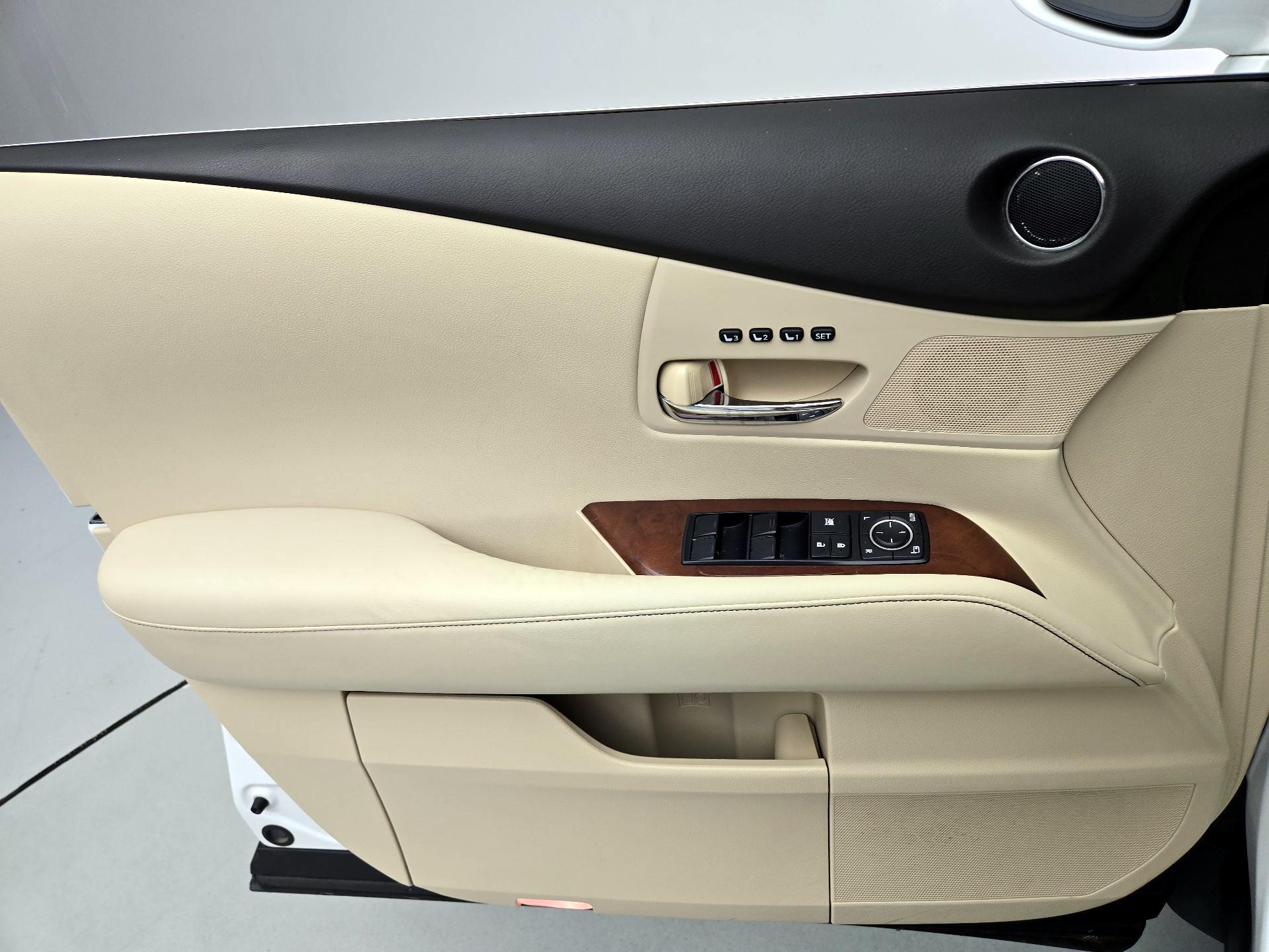 Thumbnail: 2014 Lexus RX - 12