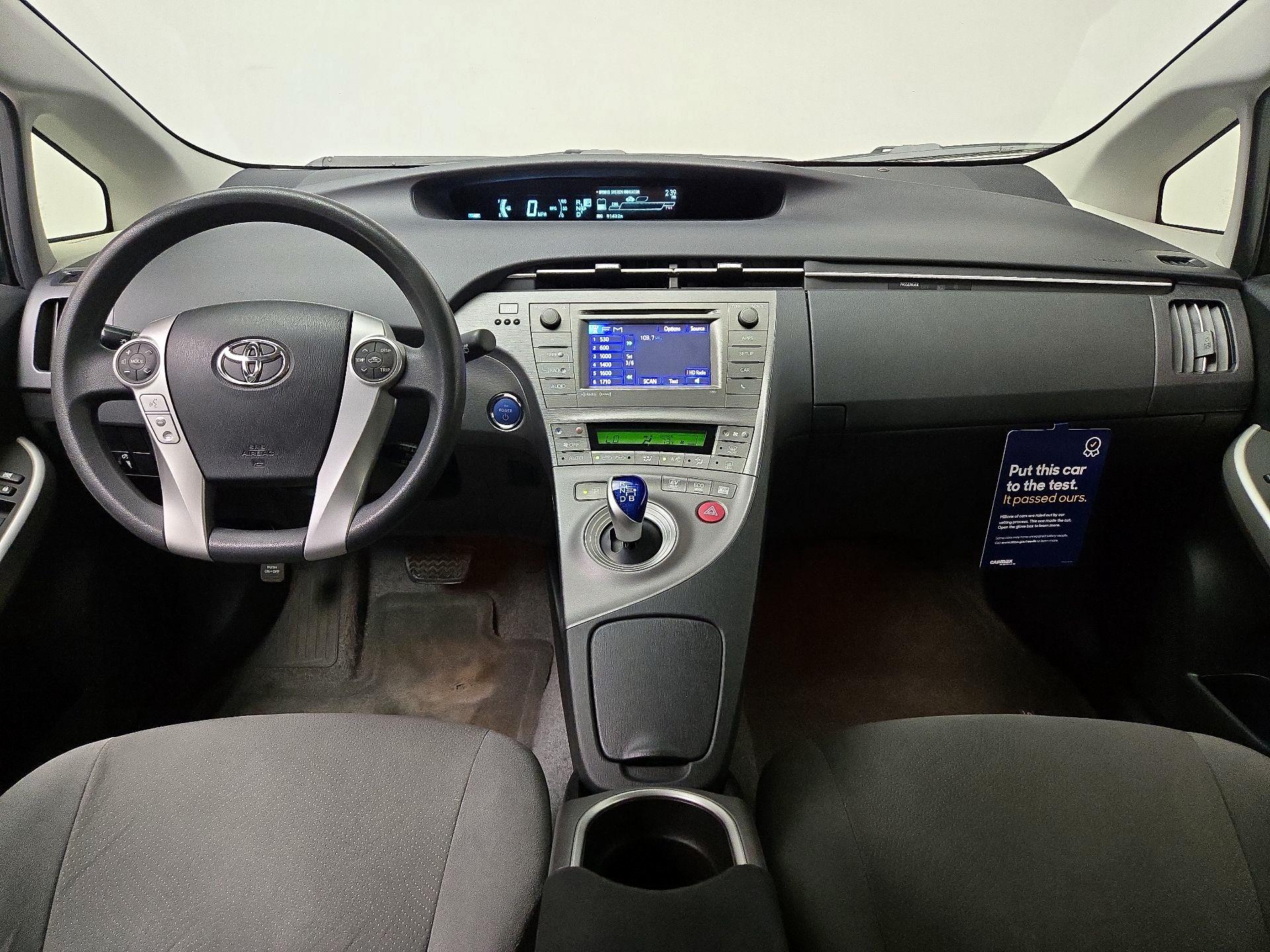 Thumbnail: 2014 Toyota Prius - 9