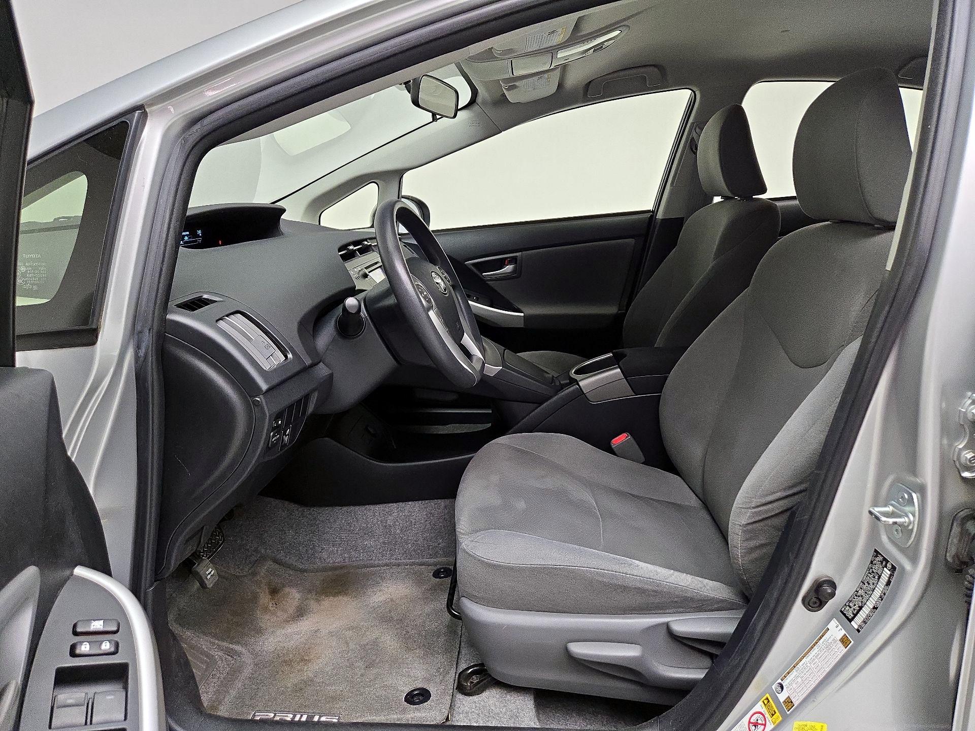 Thumbnail: 2014 Toyota Prius - 11