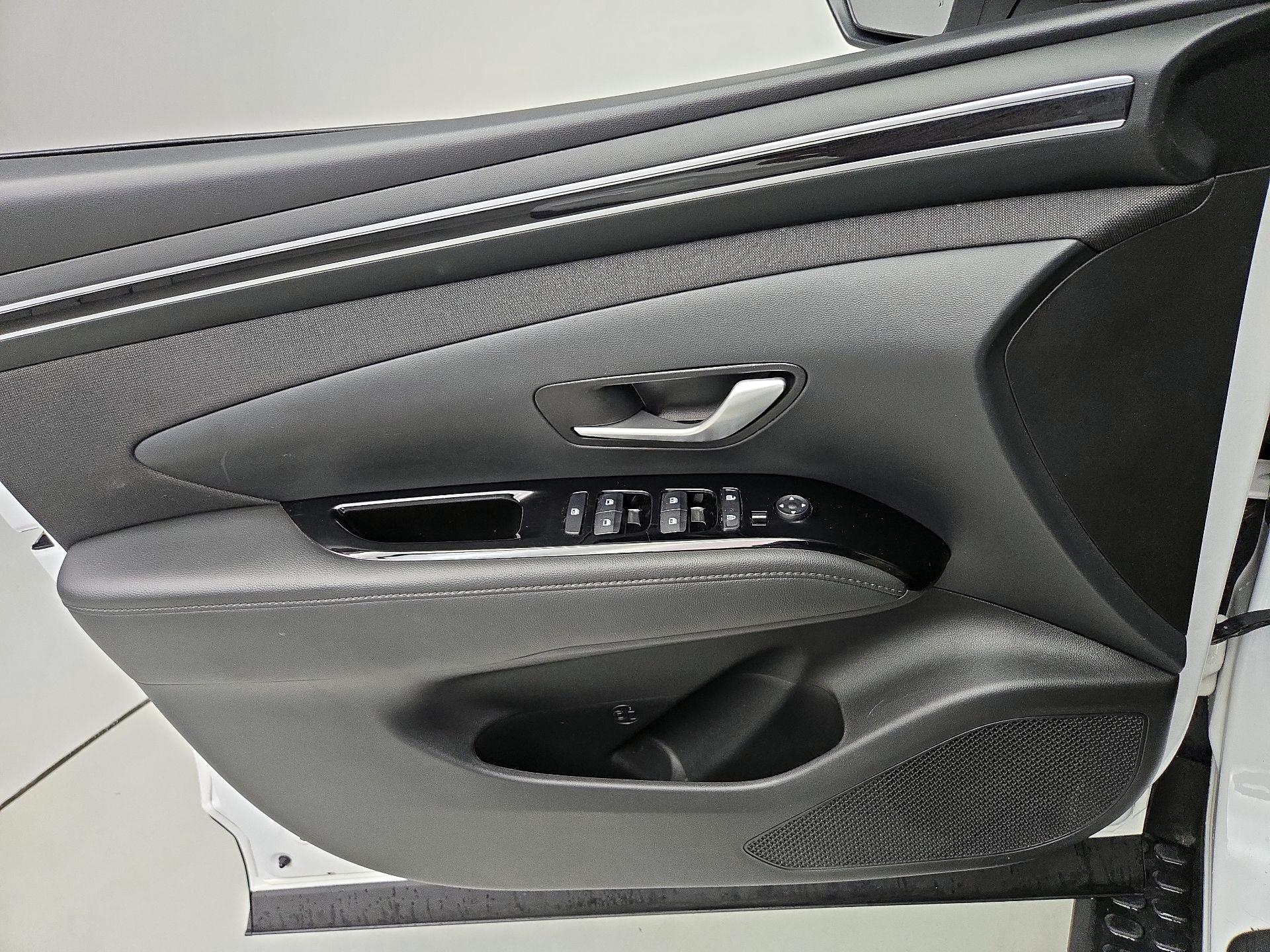 Thumbnail: 2023 Hyundai Tucson - 12