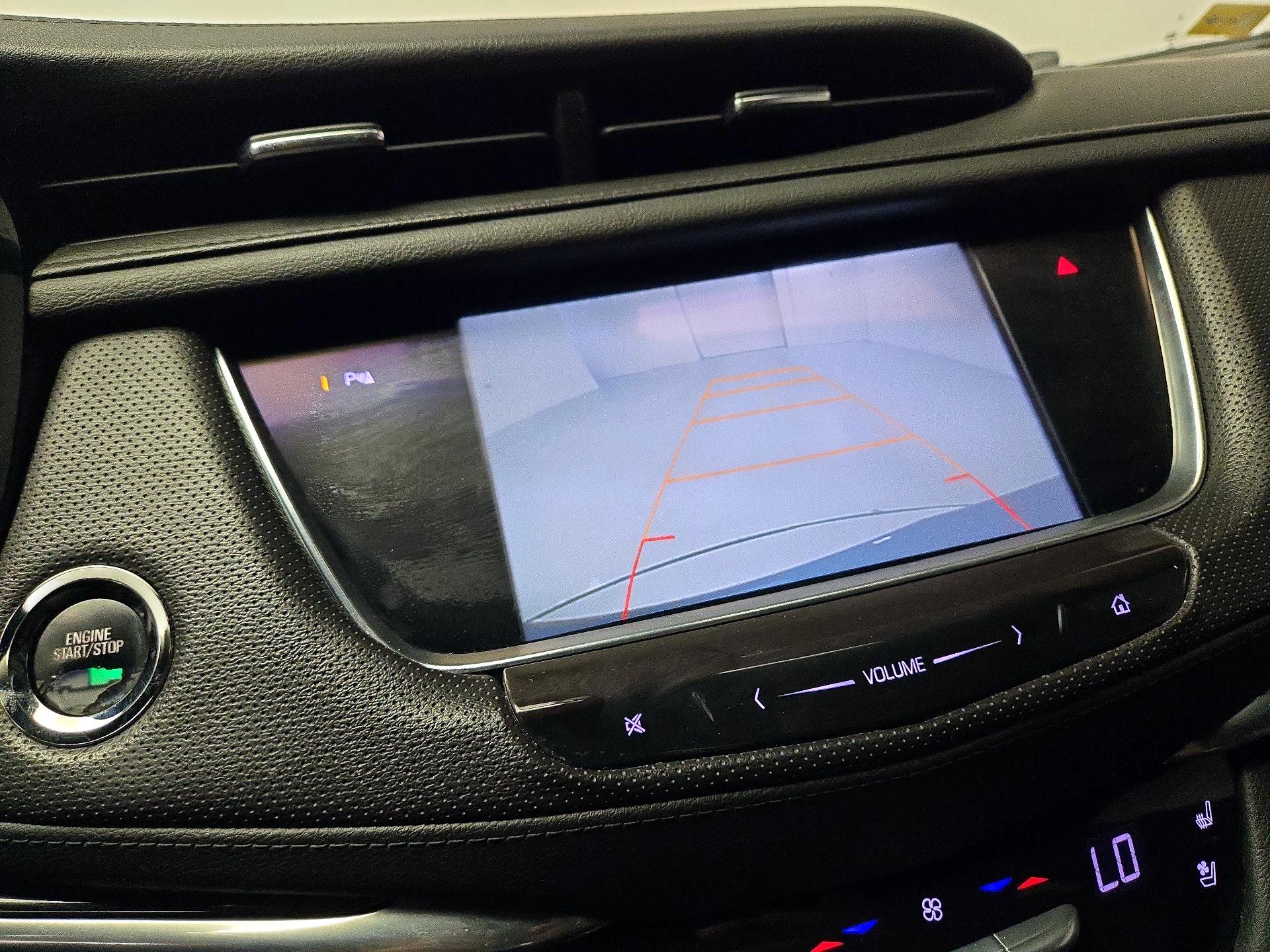 Thumbnail: 2017 Cadillac XT5 - 15