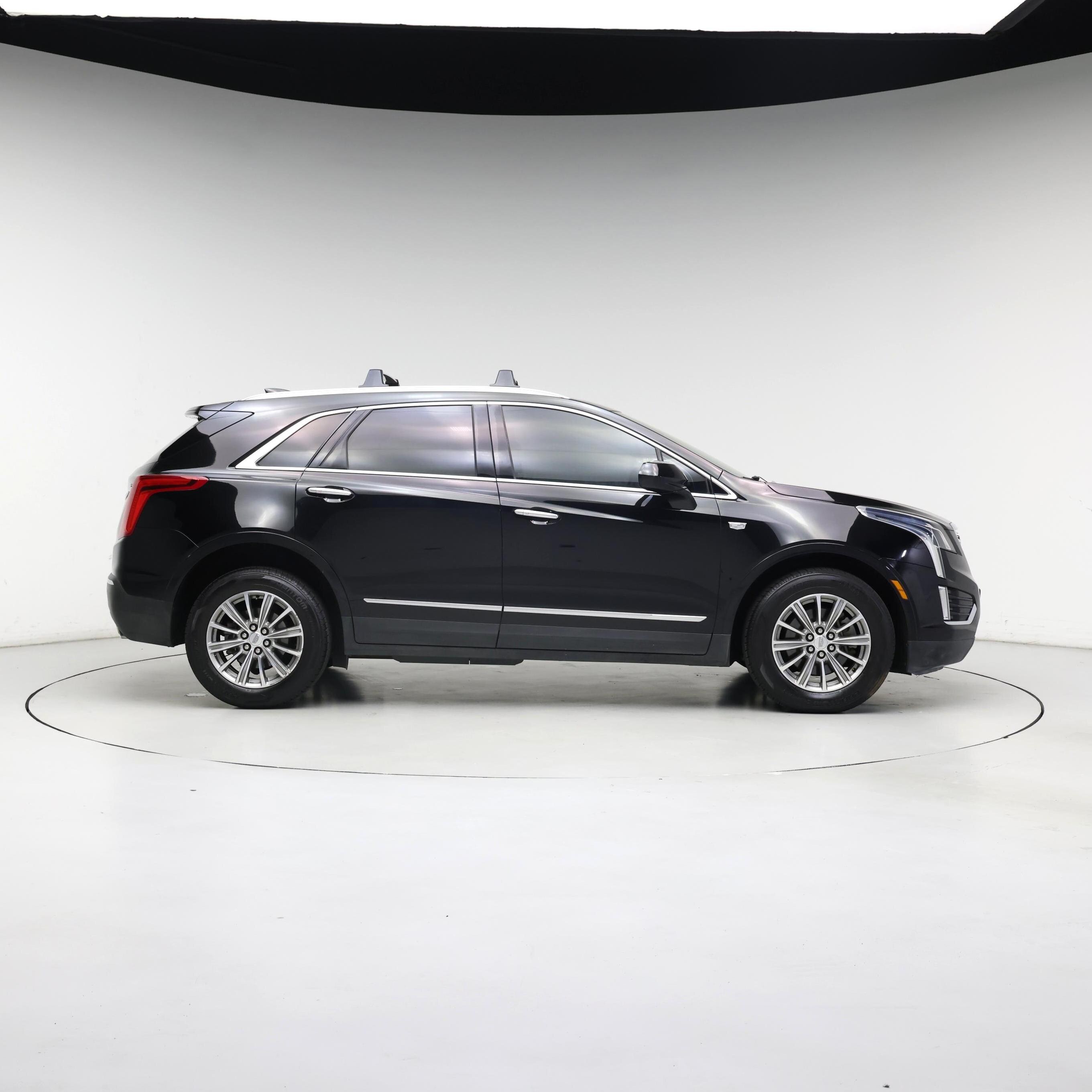 Thumbnail: 2017 Cadillac XT5 - 7