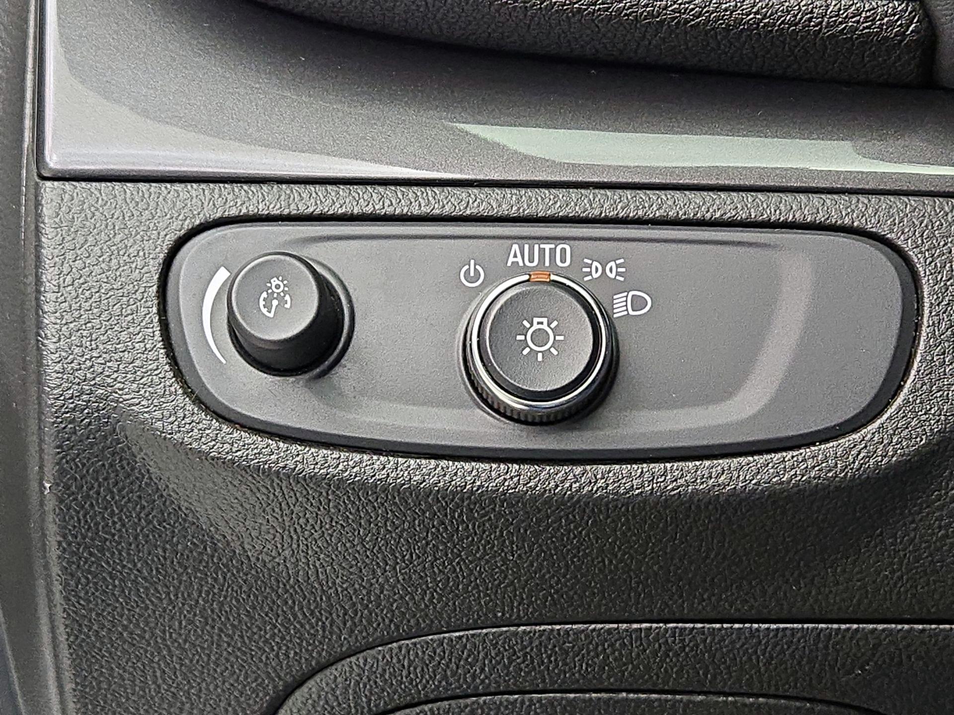 Thumbnail: 2019 Buick Encore - 13