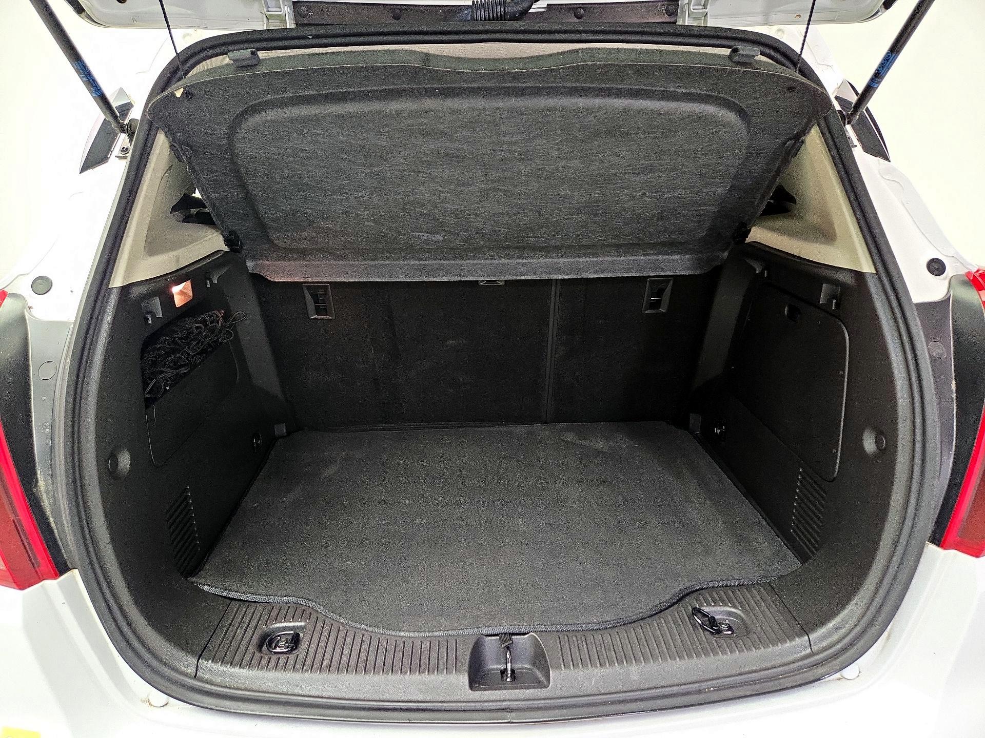 Thumbnail: 2019 Buick Encore - 20
