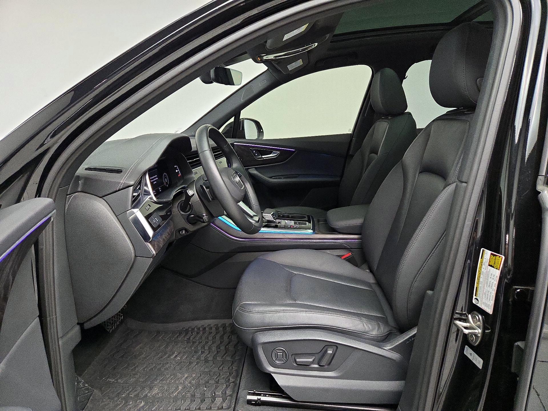 Thumbnail: 2023 Audi Q7 - 11