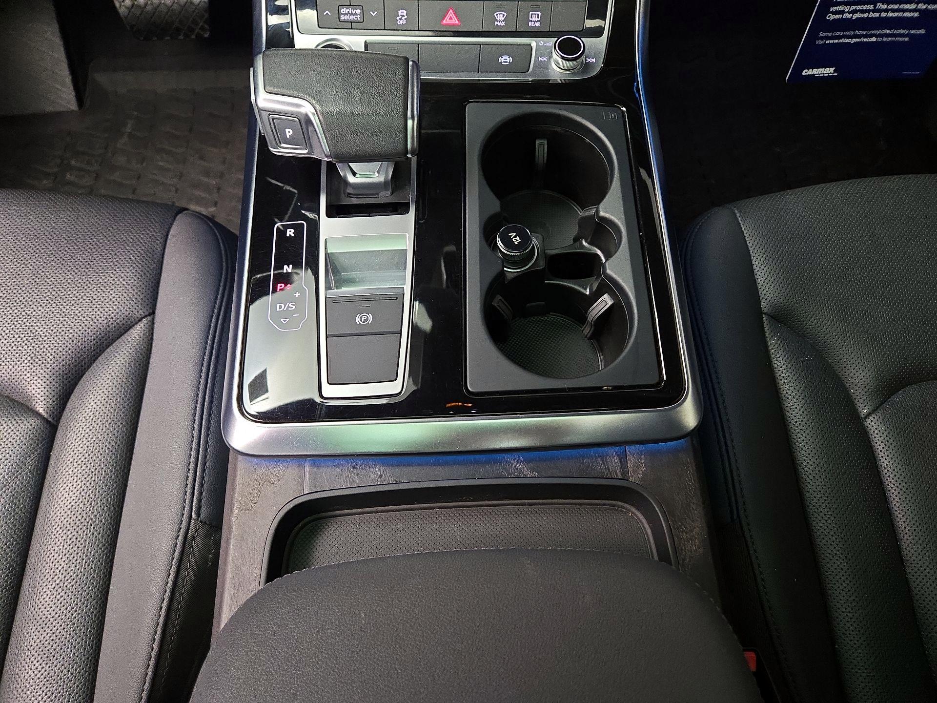 Thumbnail: 2023 Audi Q7 - 18