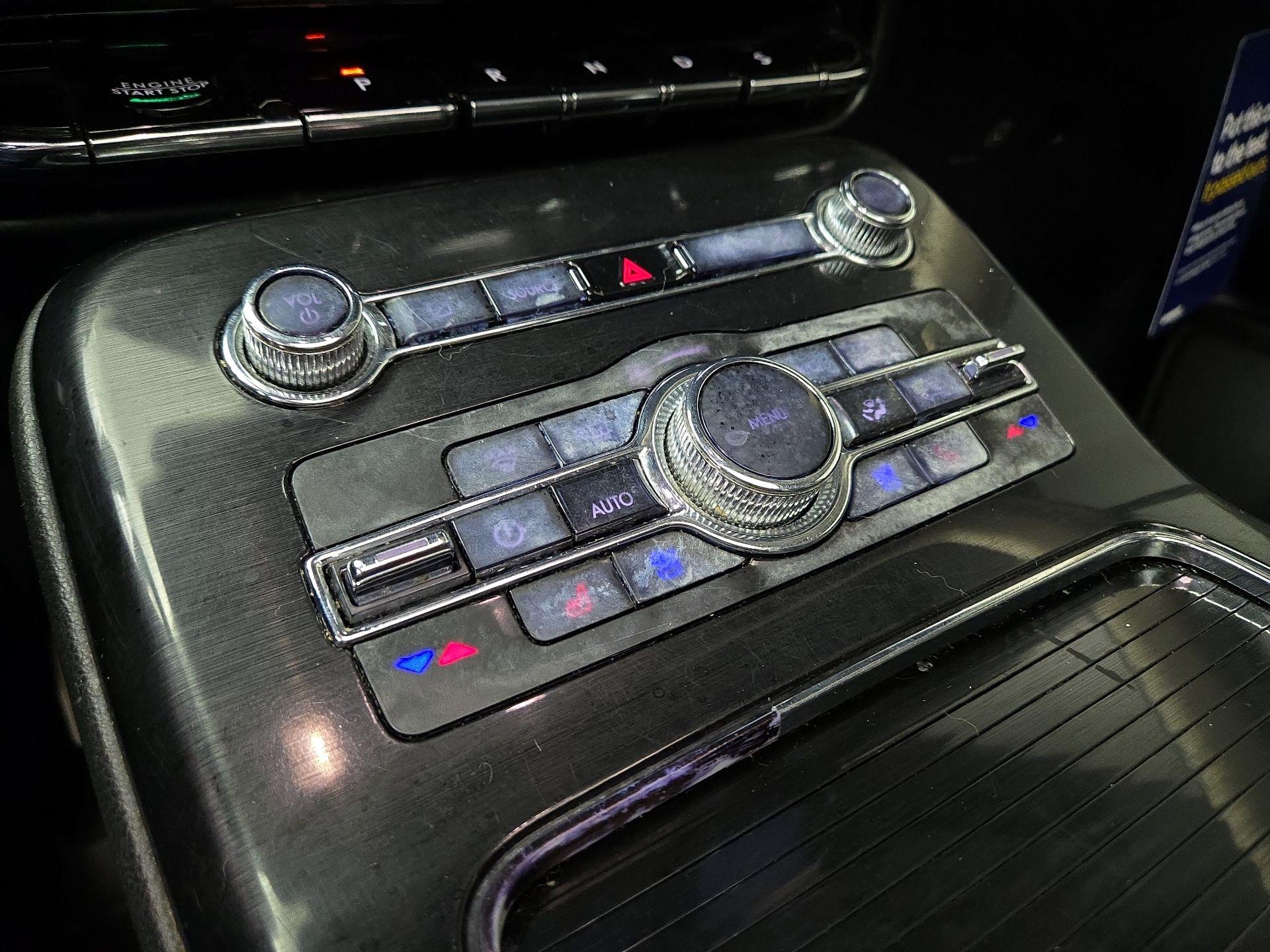 Thumbnail: 2022 Lincoln Nautilus - 17