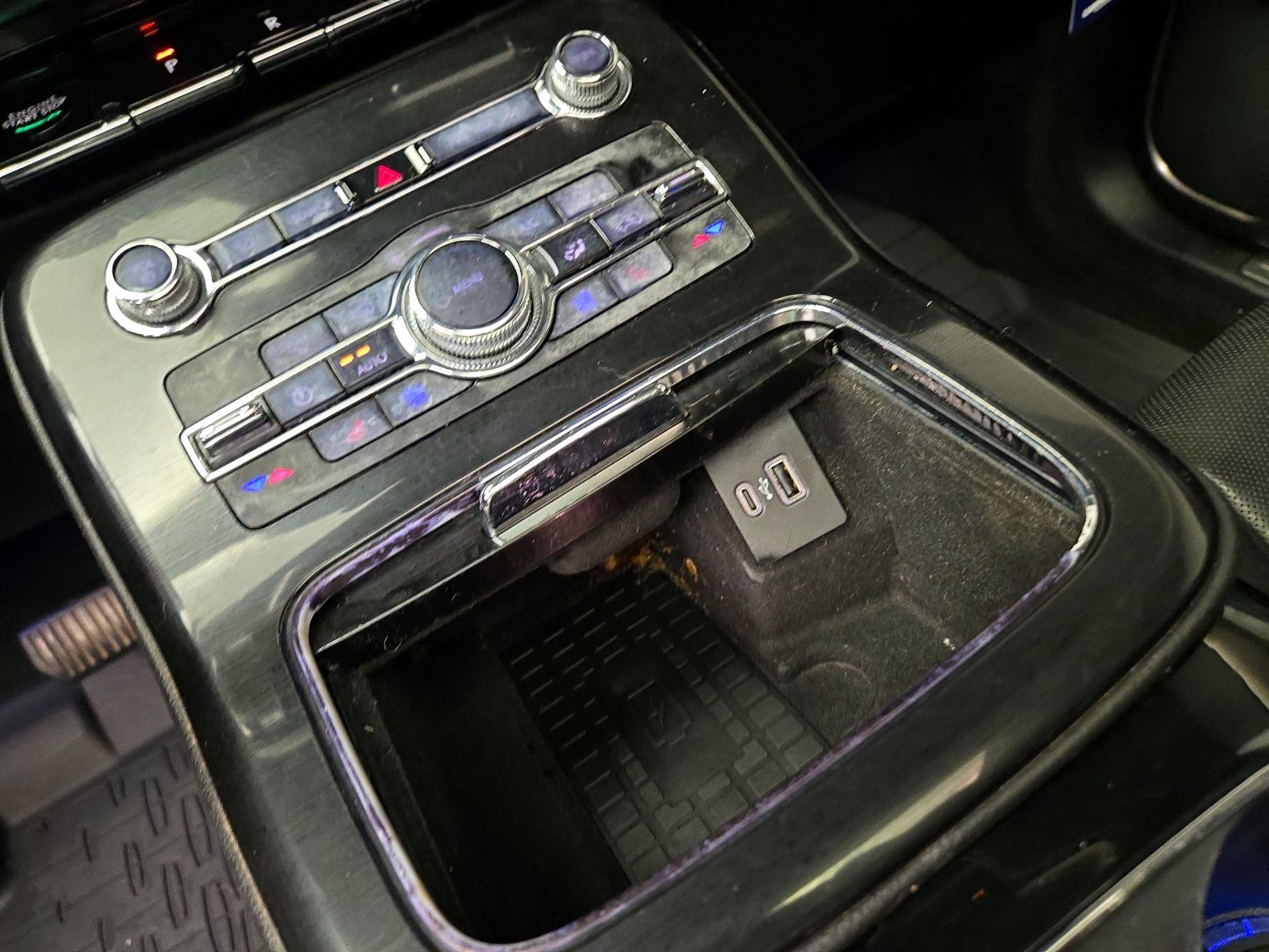 Thumbnail: 2022 Lincoln Nautilus - 19