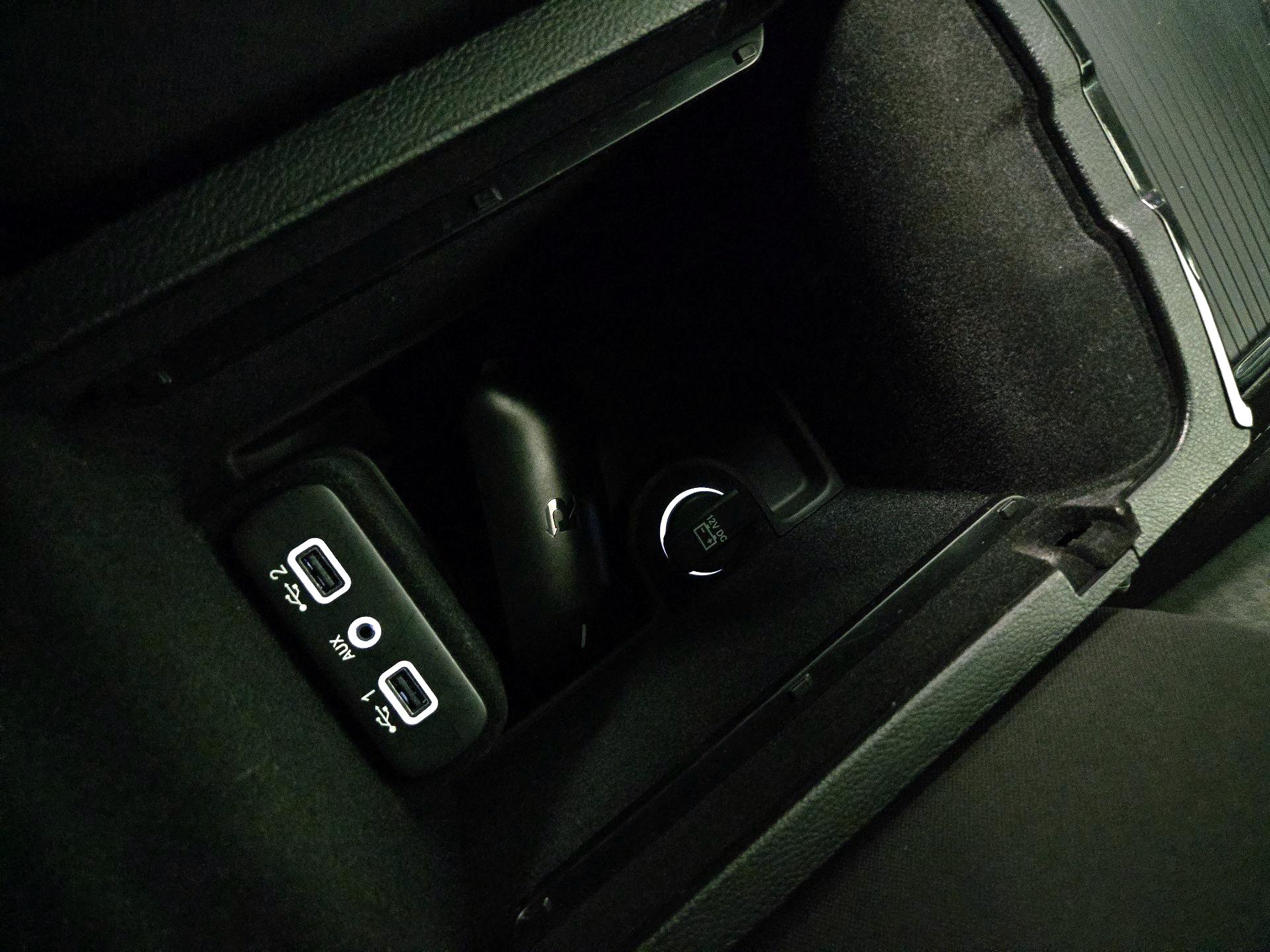 Thumbnail: 2022 Dodge Charger - 18