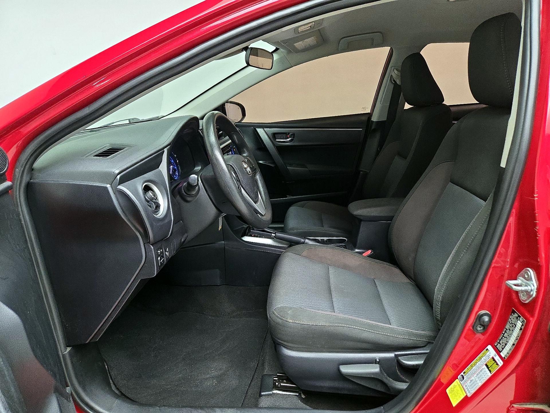 Thumbnail: 2017 Toyota Corolla - 11