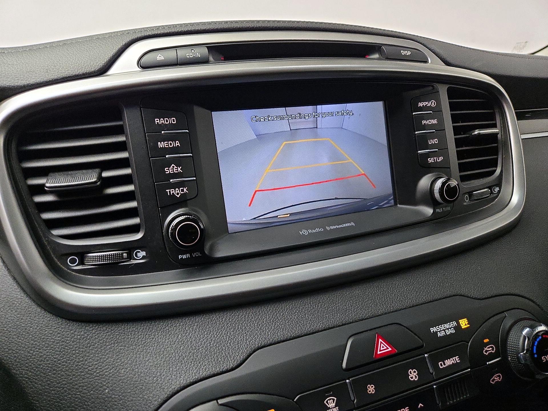 Thumbnail: 2017 Kia Sorento - 14