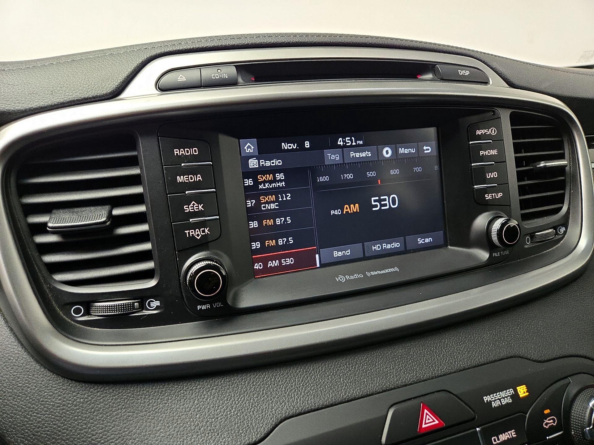 Thumbnail: 2017 Kia Sorento - 15