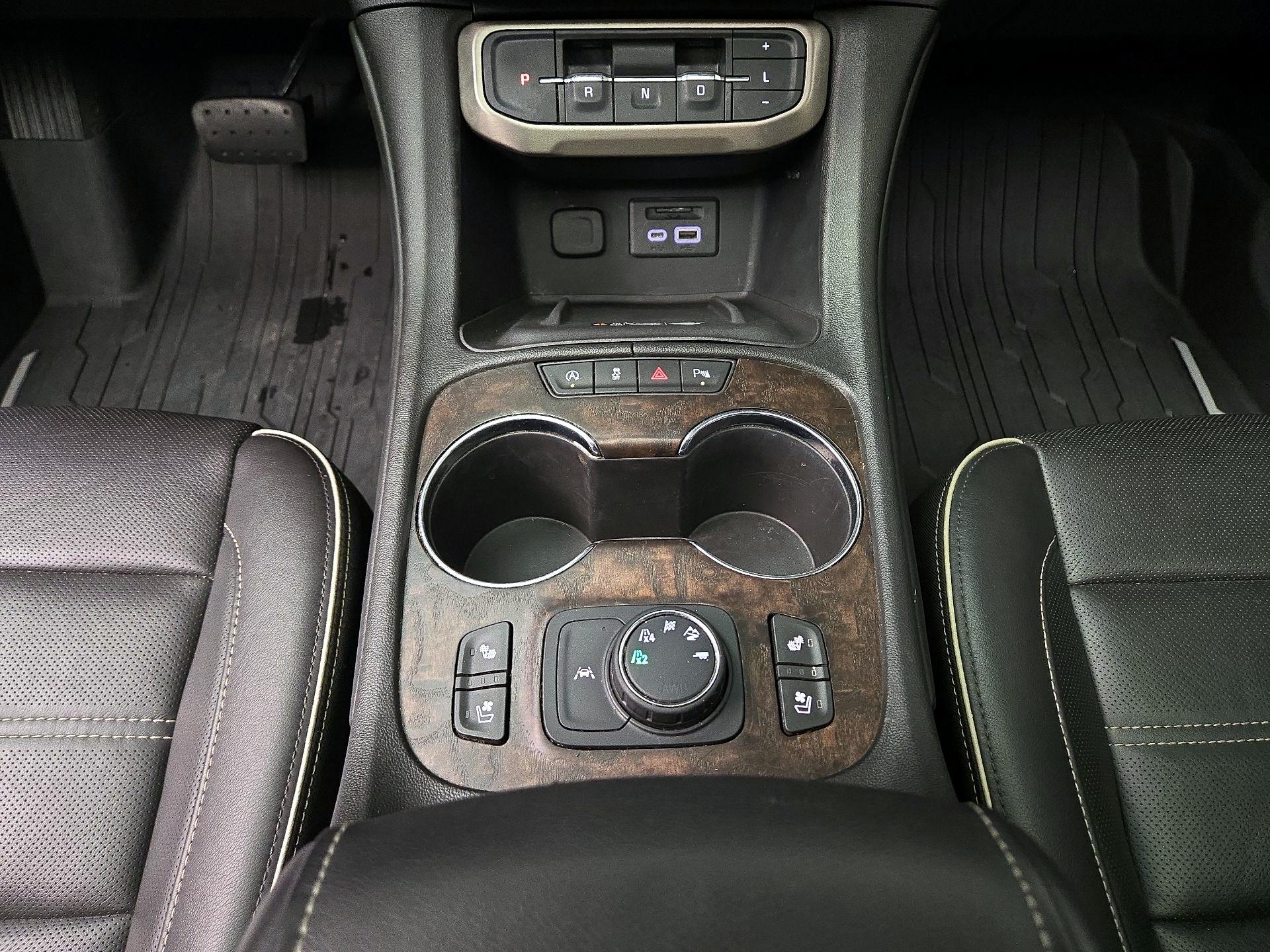 Thumbnail: 2020 GMC Acadia - 18