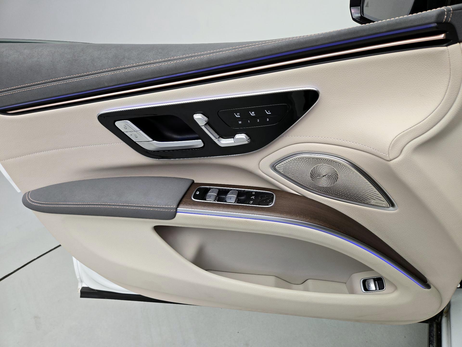 Thumbnail: 2022 Mercedes-Benz EQS - 12