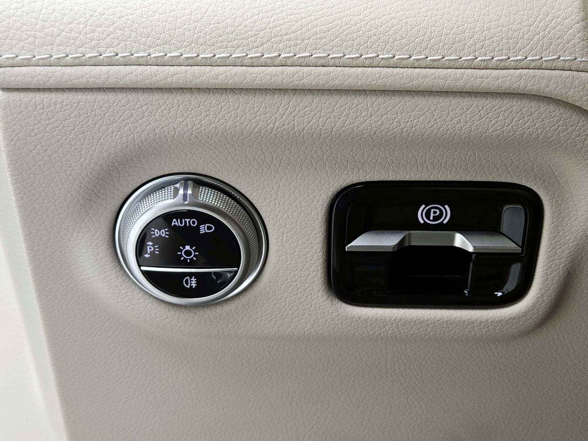 Thumbnail: 2022 Mercedes-Benz EQS - 13