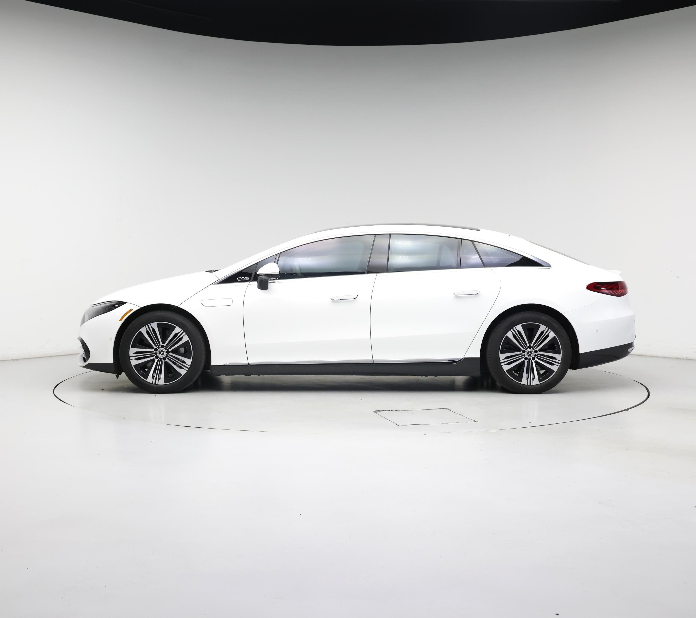 Thumbnail: 2022 Mercedes-Benz EQS - 3