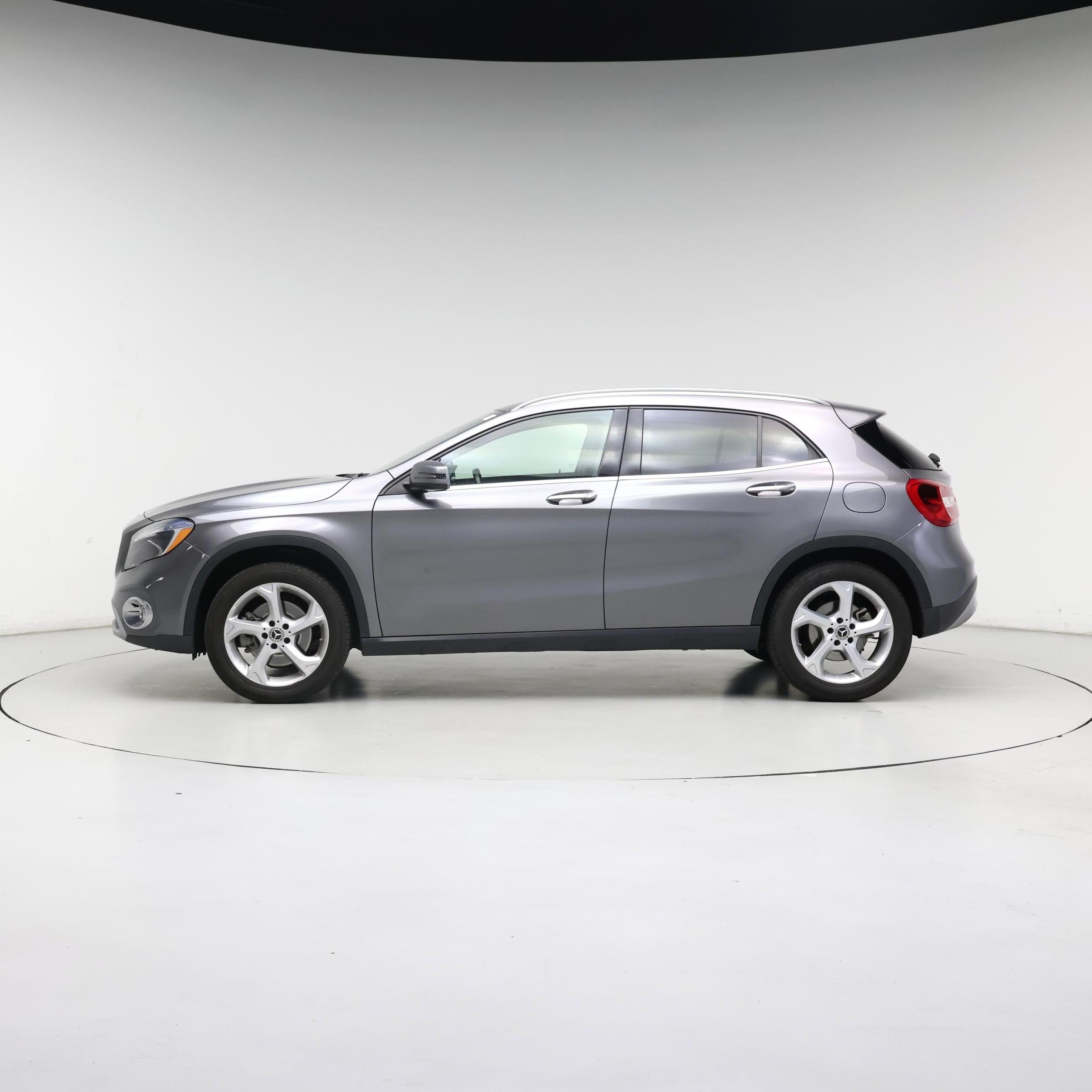 Thumbnail: 2020 Mercedes-Benz GLA - 3