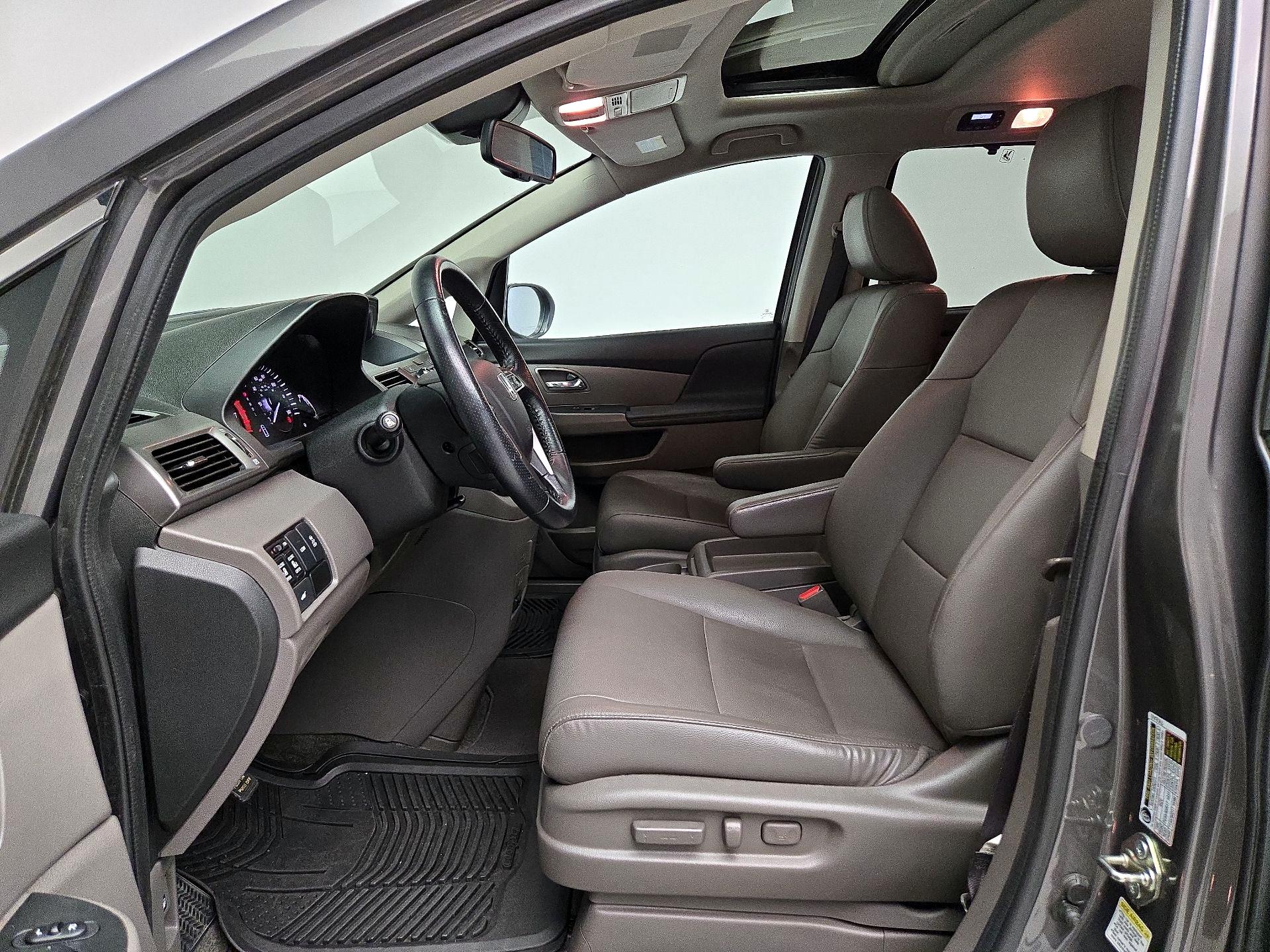 Thumbnail: 2015 Honda Odyssey - 11