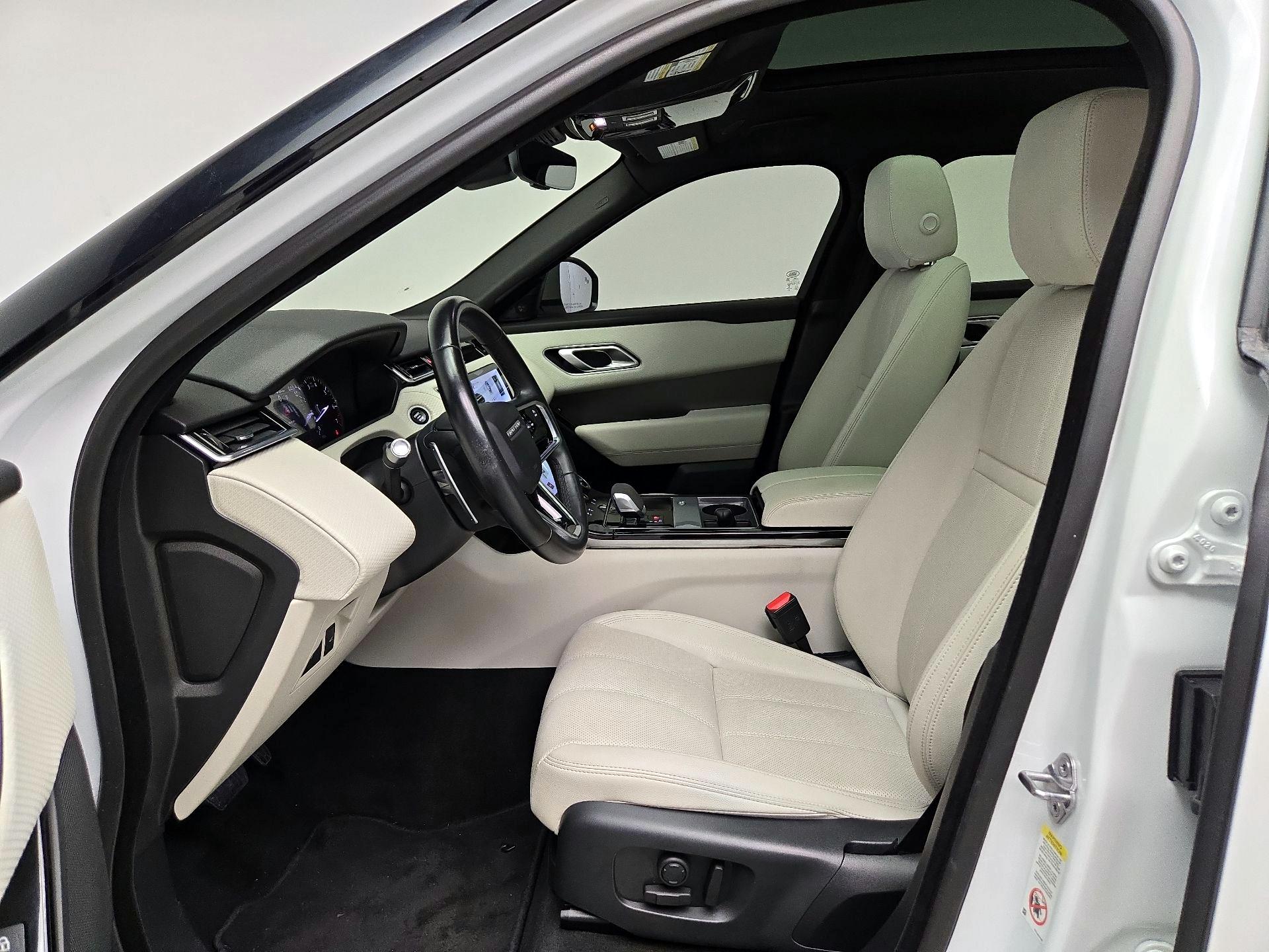 Thumbnail: 2021 Land Rover Range Rover Velar - 11