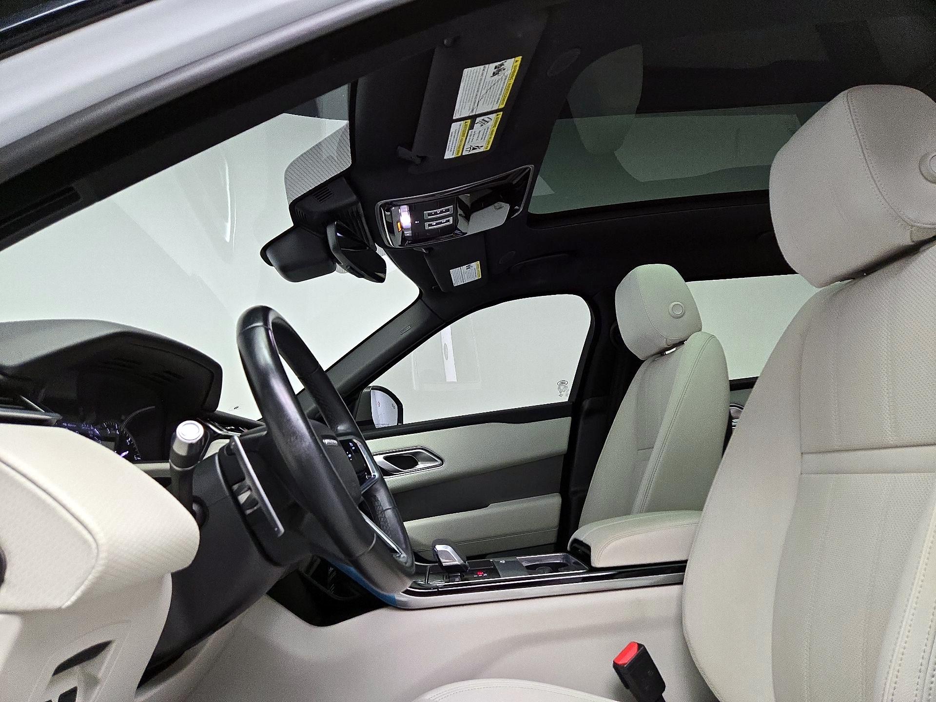 Thumbnail: 2021 Land Rover Range Rover Velar - 20