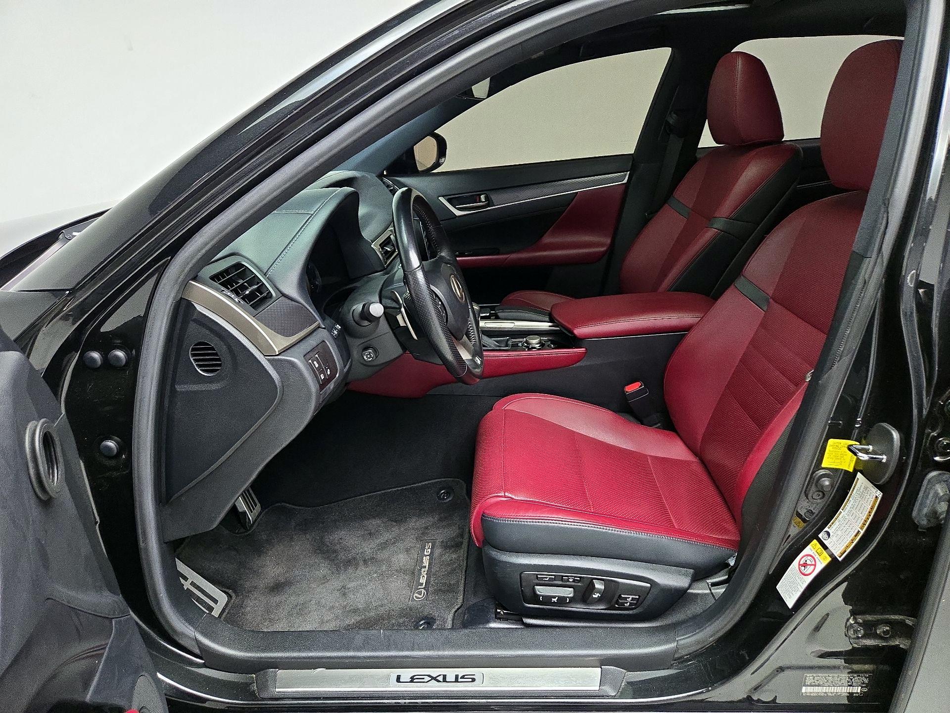 Thumbnail: 2019 Lexus GS - 11