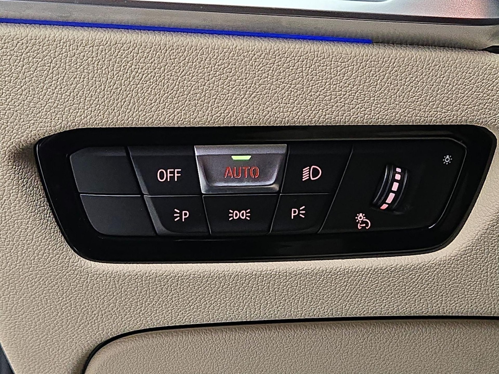 2021 BMW 3 Series 330i - Photo 14