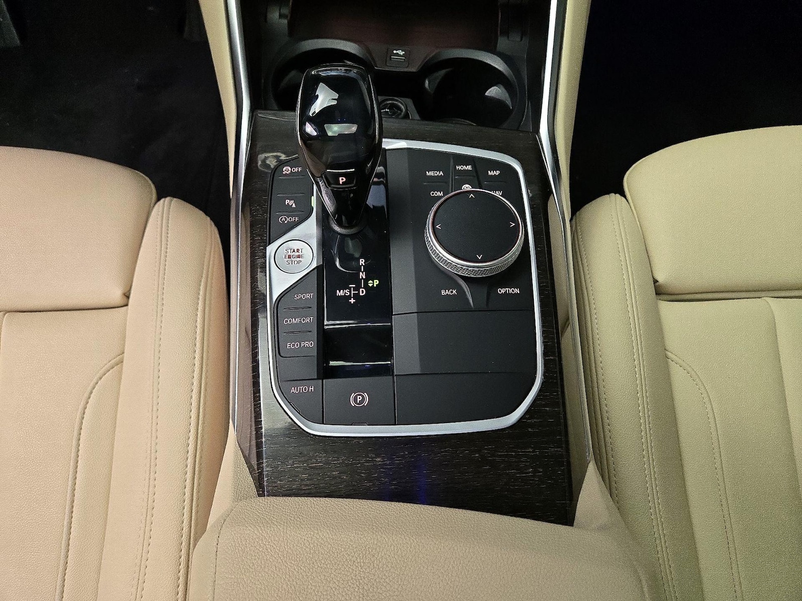 2021 BMW 3 Series 330i - Photo 19