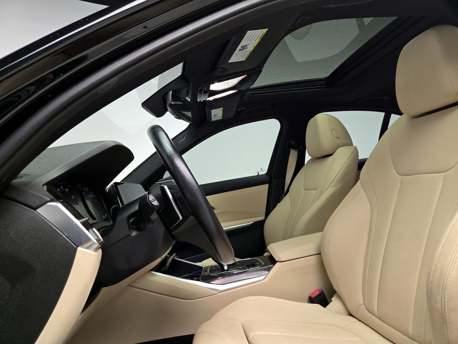 2021 BMW 3 Series 330i - Photo 21