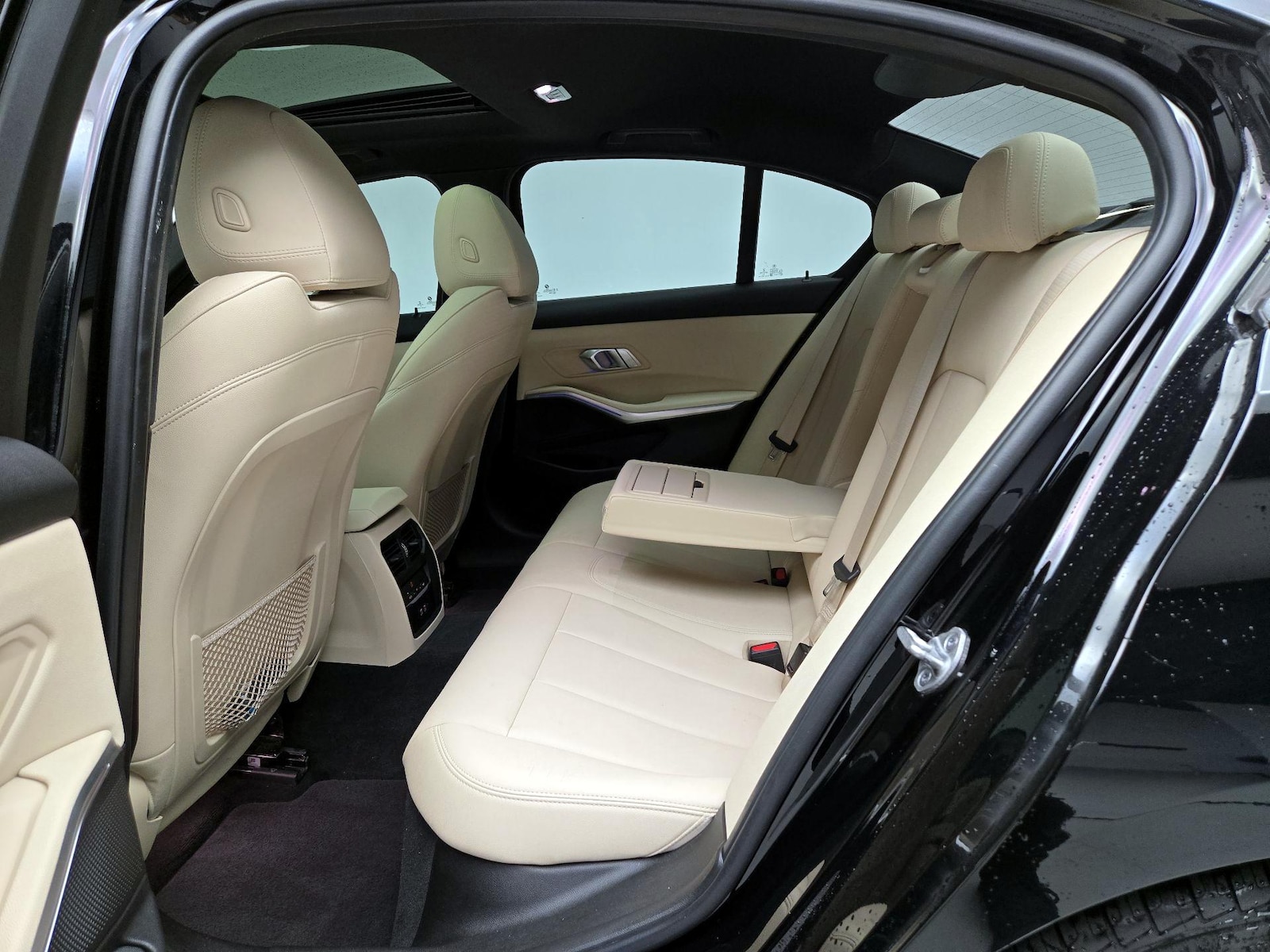 2021 BMW 3 Series 330i - Photo 22