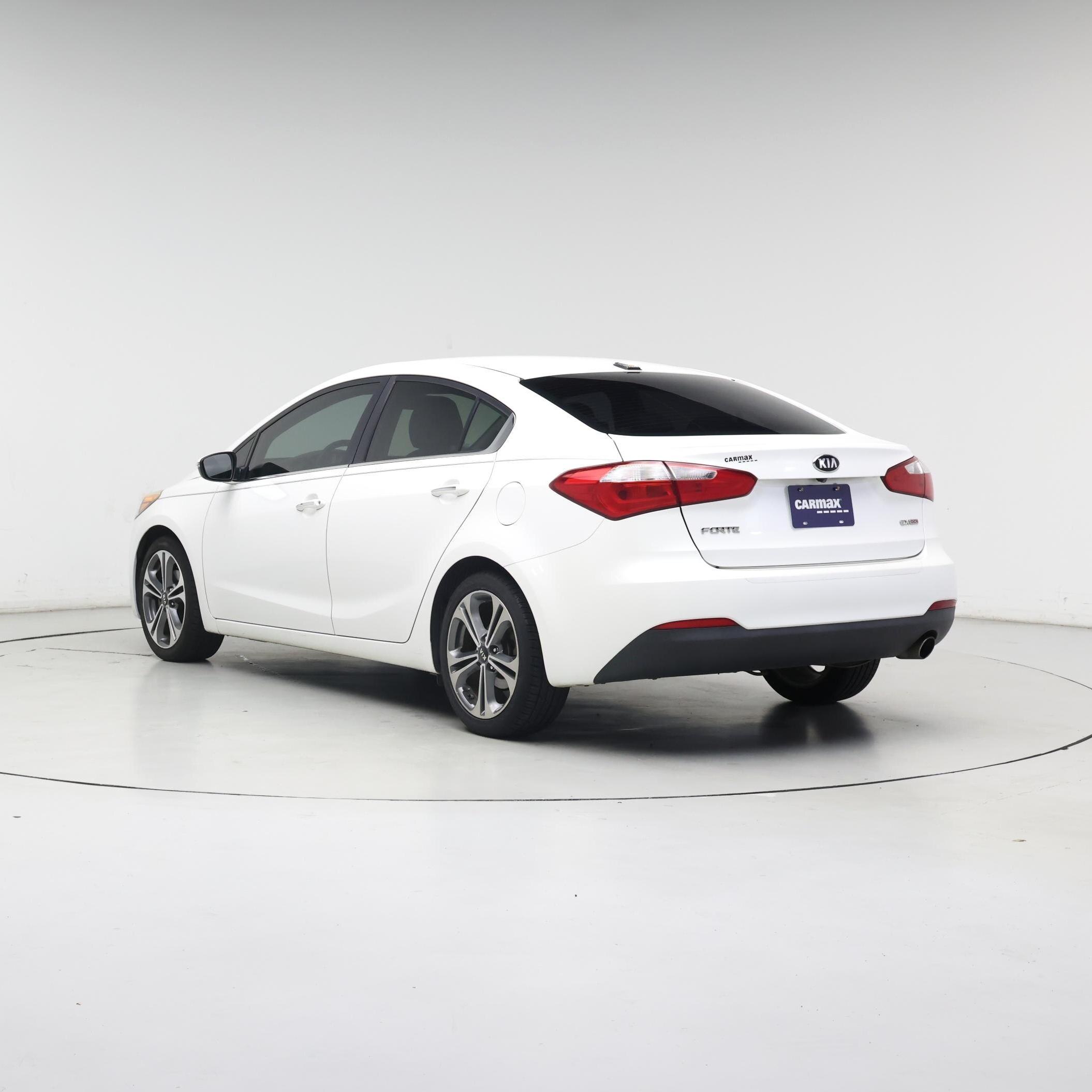 Thumbnail: 2016 Kia Forte - 2