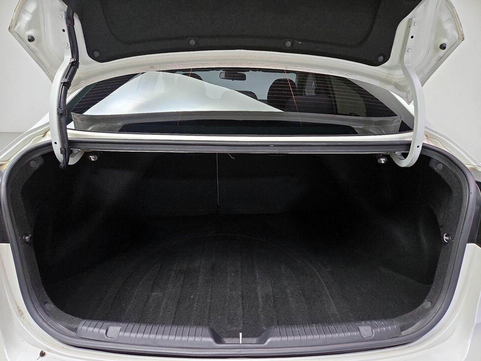 Thumbnail: 2016 Kia Forte - 20